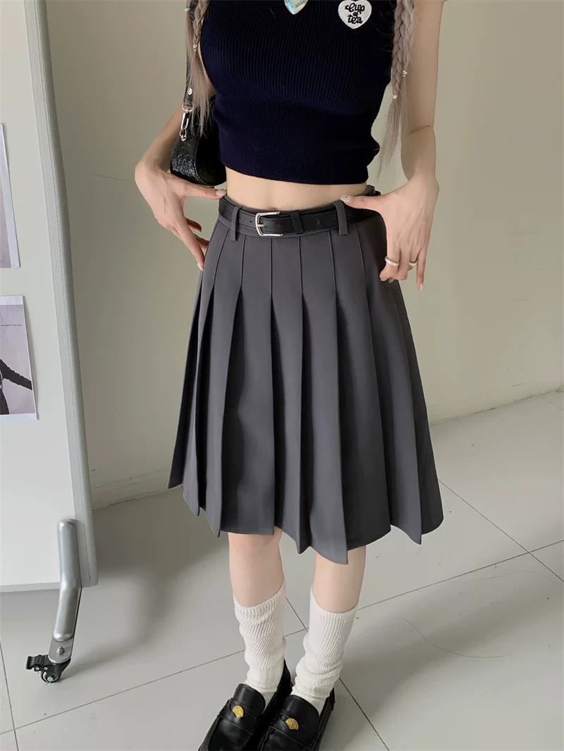 Váy xếp ly màu xám cỡ lớn dành cho nữ, dài ngang đùi, thiết kế cao cấp mùa hè, tôn dáng, kiểu dáng preppy, dáng chữ A.