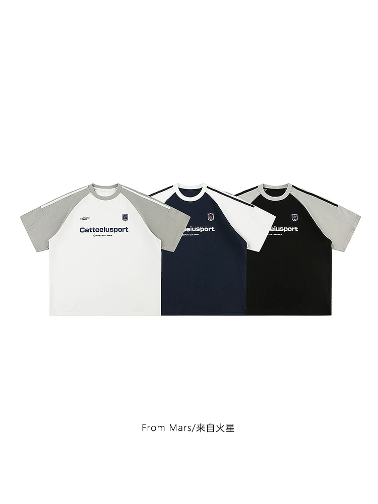 Từ Mars chính thức ra mắt áo thun ngắn tay dáng rộng in chữ raglan theo phong cách Mỹ, in chữ raglan, chất liệu cotton nguyên chất, kiểu dáng rộng rãi BF