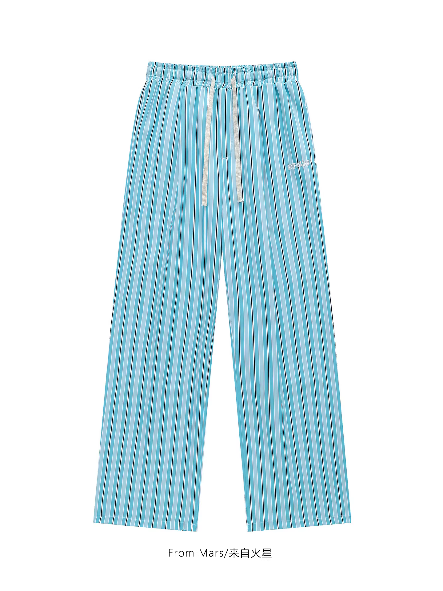 Từ sao Hỏa, chiếc quần ống rộng thẳng thắn, thêu chữ, sọc, kiểu dáng thoải mái mới đã trôi qua như một cái nháy mắt.