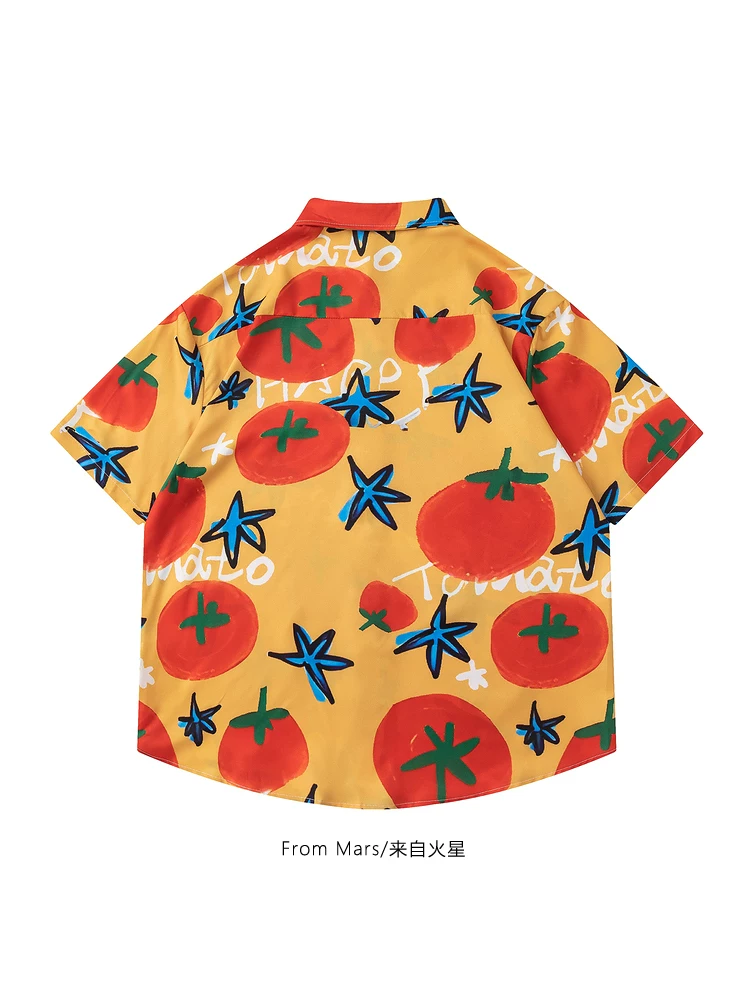 Từ sao Hỏa, chọn một chiếc áo sơ mi ngắn tay in hình trái cây kiểu dáng rộng rãi theo phong cách retro Nhật Bản dành cho các cặp đôi, hợp thời trang.