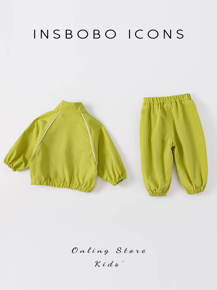 Bộ đồ bé trai thu đông 2025, kiểu thể thao năng động, hai mảnh, dài tay, thời trang, lịch lãm.