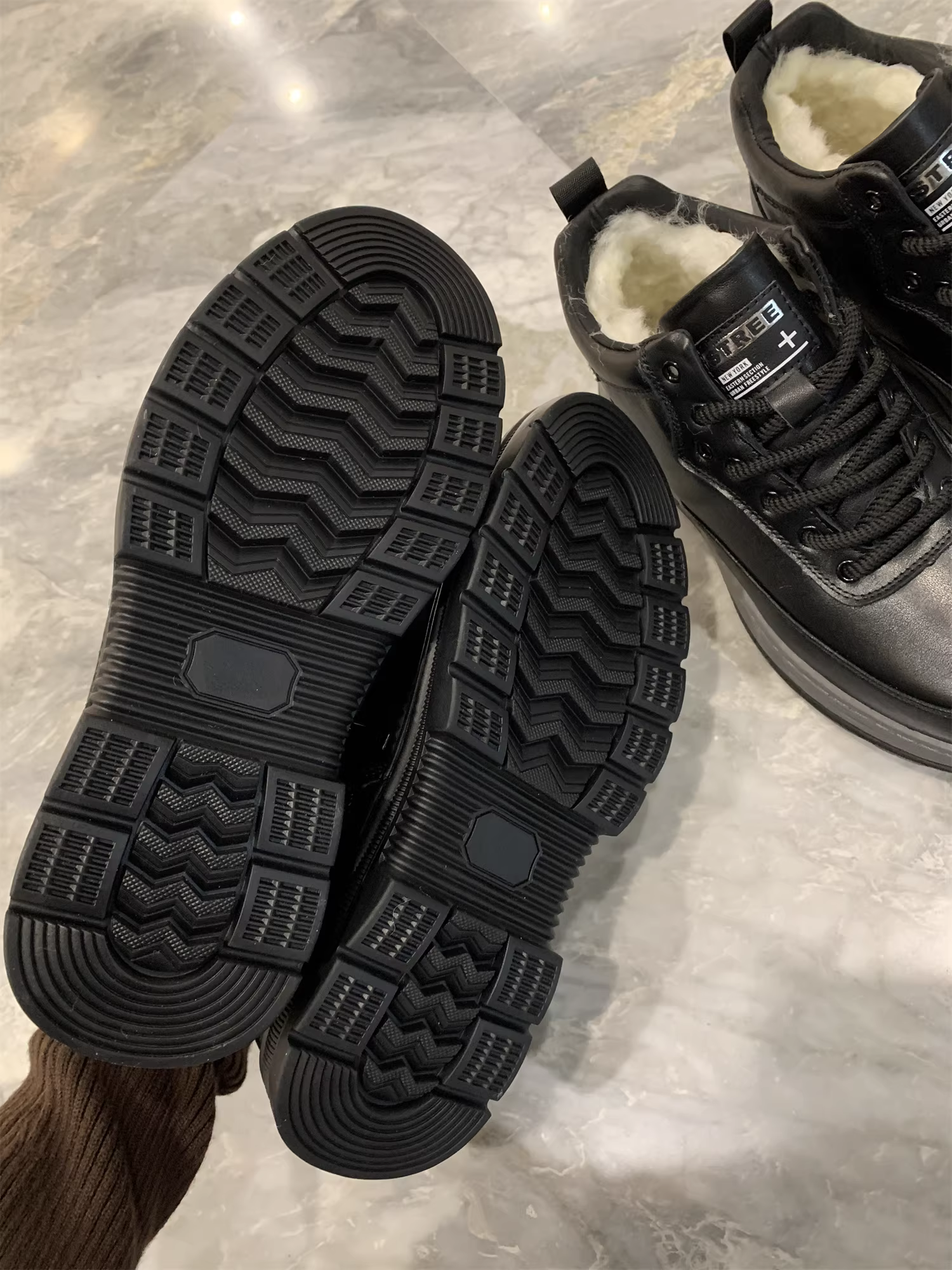 Don Quixote da bò lớp đầu tiên + lót len! Dày dặn để giữ ấm! Giày bốt và giày da nam mùa đông ấm áp.