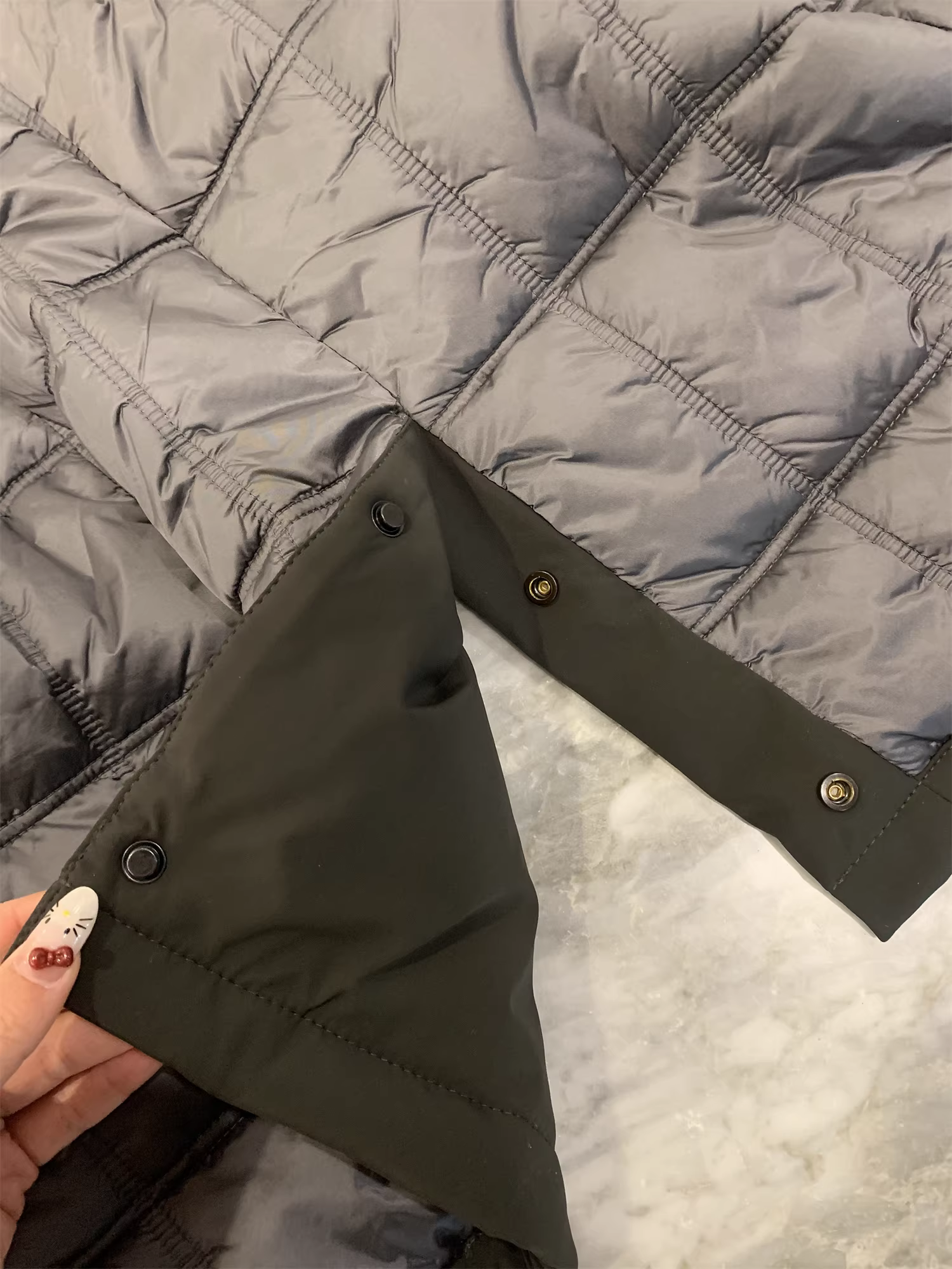 Áo khoác parka có mũ trùm đầu, độ dài trung bình, chống gió và chống nước, thương hiệu Don Quixote của Châu Âu!