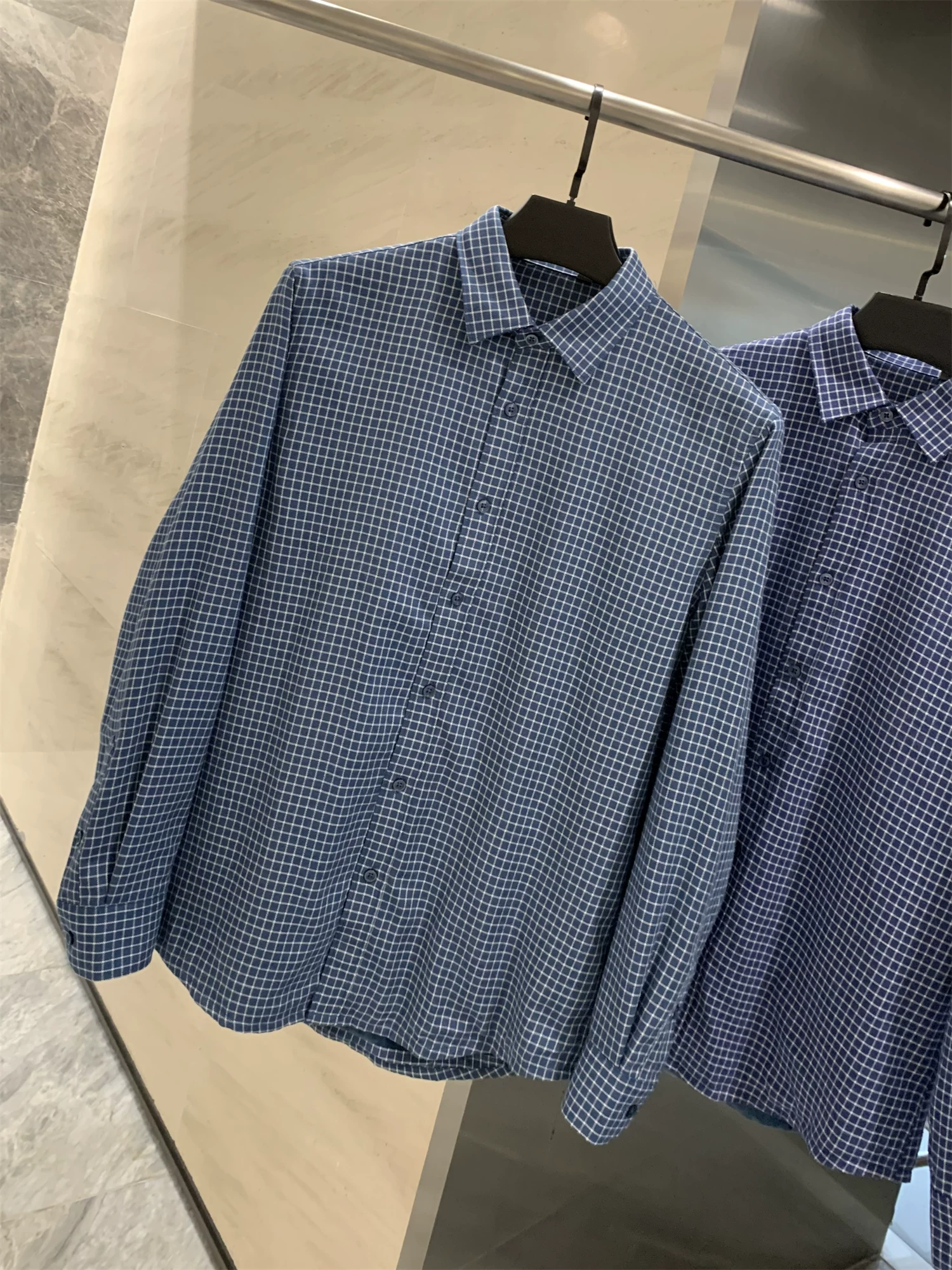 Phong cách Don Quixote! Vải chải kỹ hai mặt, đã qua xử lý giặt + lót lông cừu! Áo sơ mi nam mùa thu đông ấm áp, kiểu dáng thường ngày.