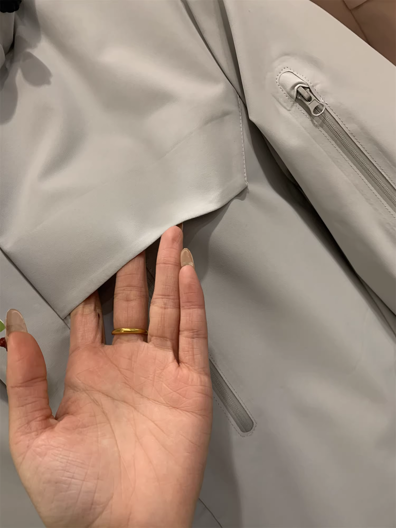 Don Quixote Honeycomb Heat Storage! Áo khoác giữ nhiệt chống gió ngoài trời mùa thu đông dành cho cặp đôi Áo khoác ấm có đệm chống gió hợp thời trang