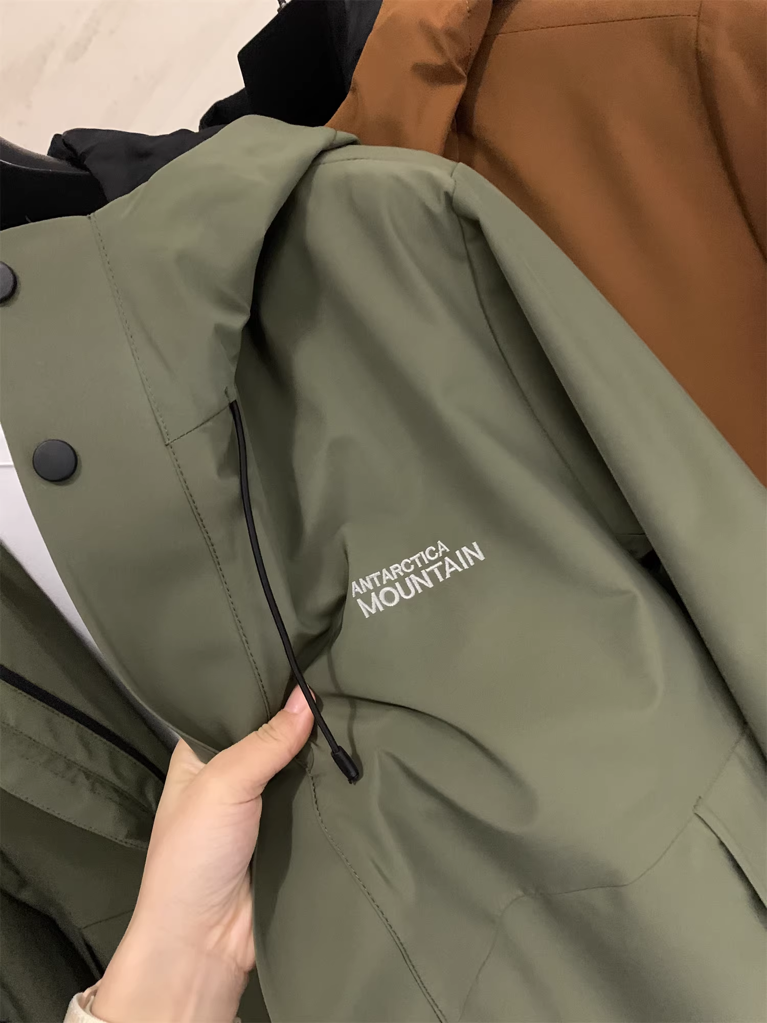 Don Quixote Dòng sản phẩm cao cấp ba trong một! 90% lông vịt + Túi đựng riêng biệt được ghép lớp! Áo khoác giữ ấm ngoài trời mùa thu đông