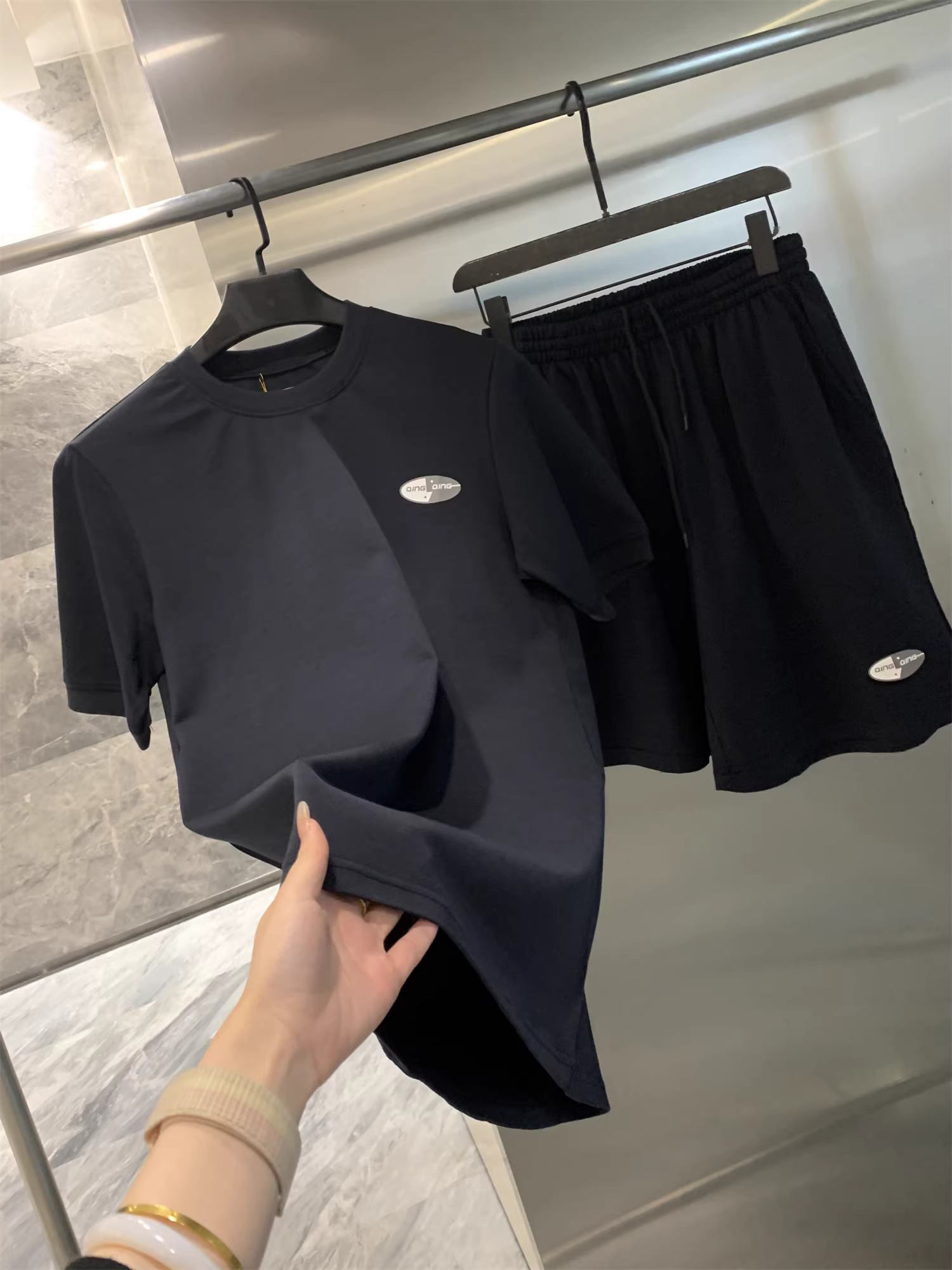 Don Quixote đi du hành đến Bắc Mỹ! Ưu đãi tuyệt vời! Dệt kim 100% cotton! Bộ quần áo ngắn tay + quần đùi mùa hè dành cho nam.