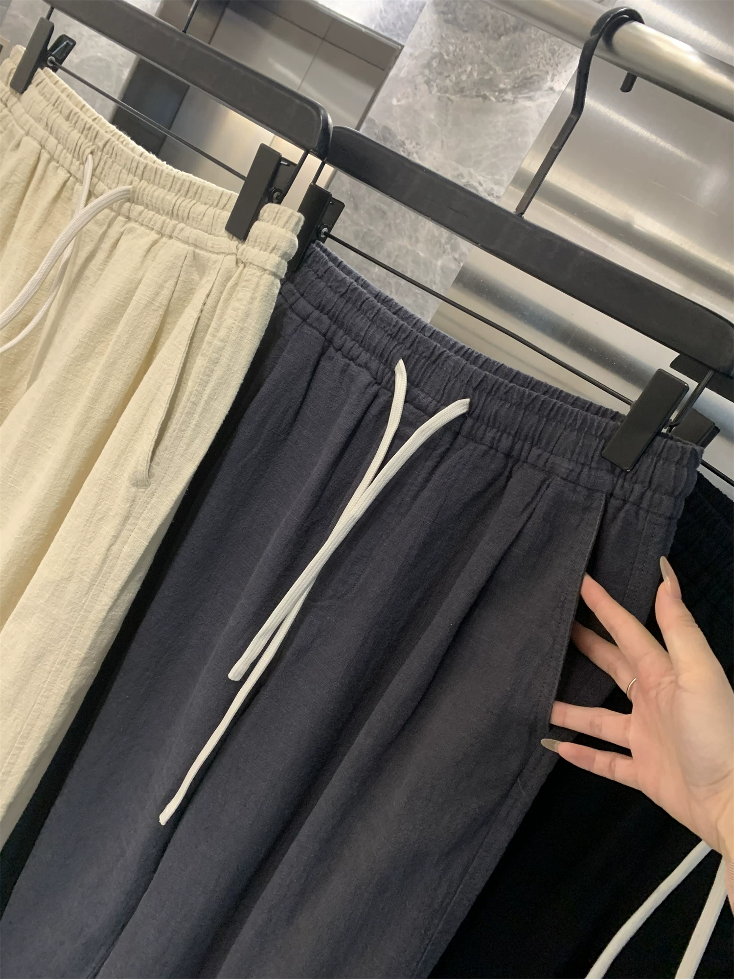 Quần nam chất liệu pha ramie giặt mềm Don Quixote! Quần mùa hè nam lưng thun, màu trơn, dáng rộng, thẳng, phong cách thường ngày