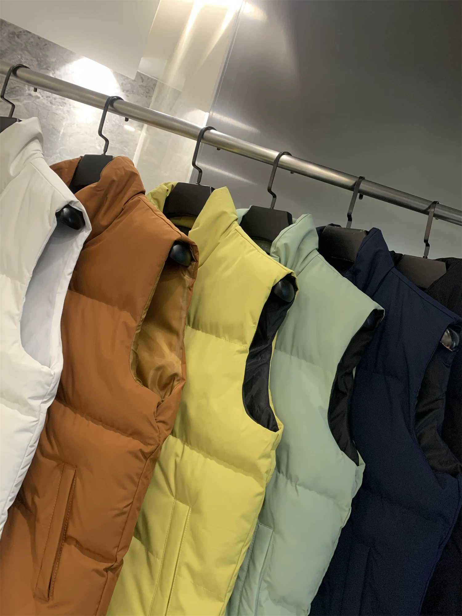 Phong cách cặp đôi Don Quixote! Áo khoác vest cotton thẳng đứng, cổ đứng, màu trơn, đa năng, ấm áp, unisex, mùa thu đông