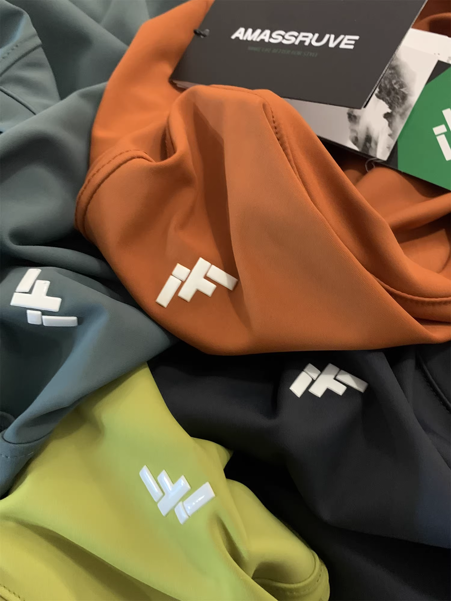 Don Quixote, thật tuyệt vời! Áo thun dài tay mịn màng và tinh tế của Leavo Johnson người Ý.