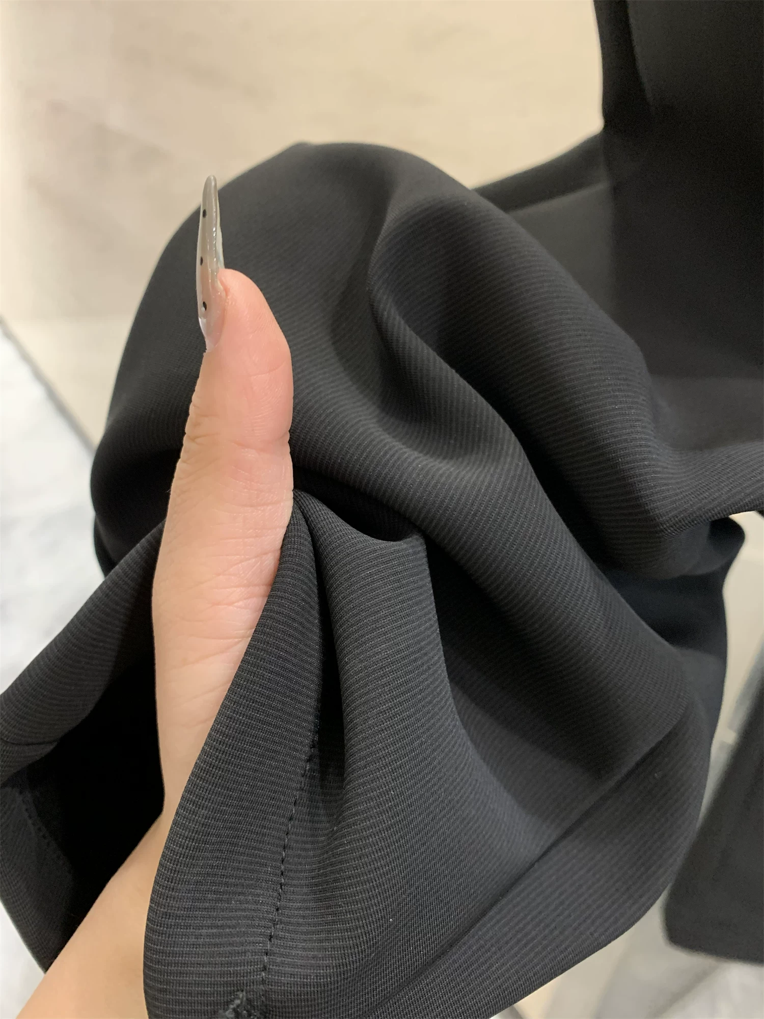 Don Quixote Ollie Nhung ấm áp! Dòng sản phẩm dành cho doanh nhân thành thị! Xu hướng quần âu ống đứng lót lông cừu dành cho nam mùa thu đông.