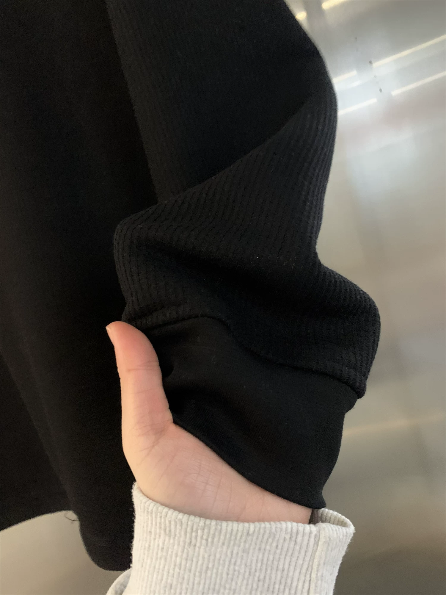 Don Quixote, hãy đi theo phong cách Mỹ! Áo len nam mùa thu đông chất liệu vải tổ ong, lót lông cừu, dày dặn, ấm áp, cổ Henry, kiểu dáng thời trang.