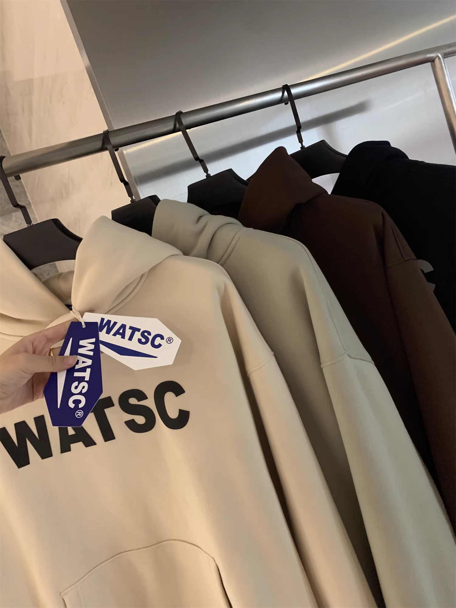 Phiên bản thiết kế Don Quixote! Áo hoodie nam có lớp lót lông cừu, dày dặn, mềm mại, kiểu dáng cơ bản, hợp thời trang, dành cho mùa thu đông.