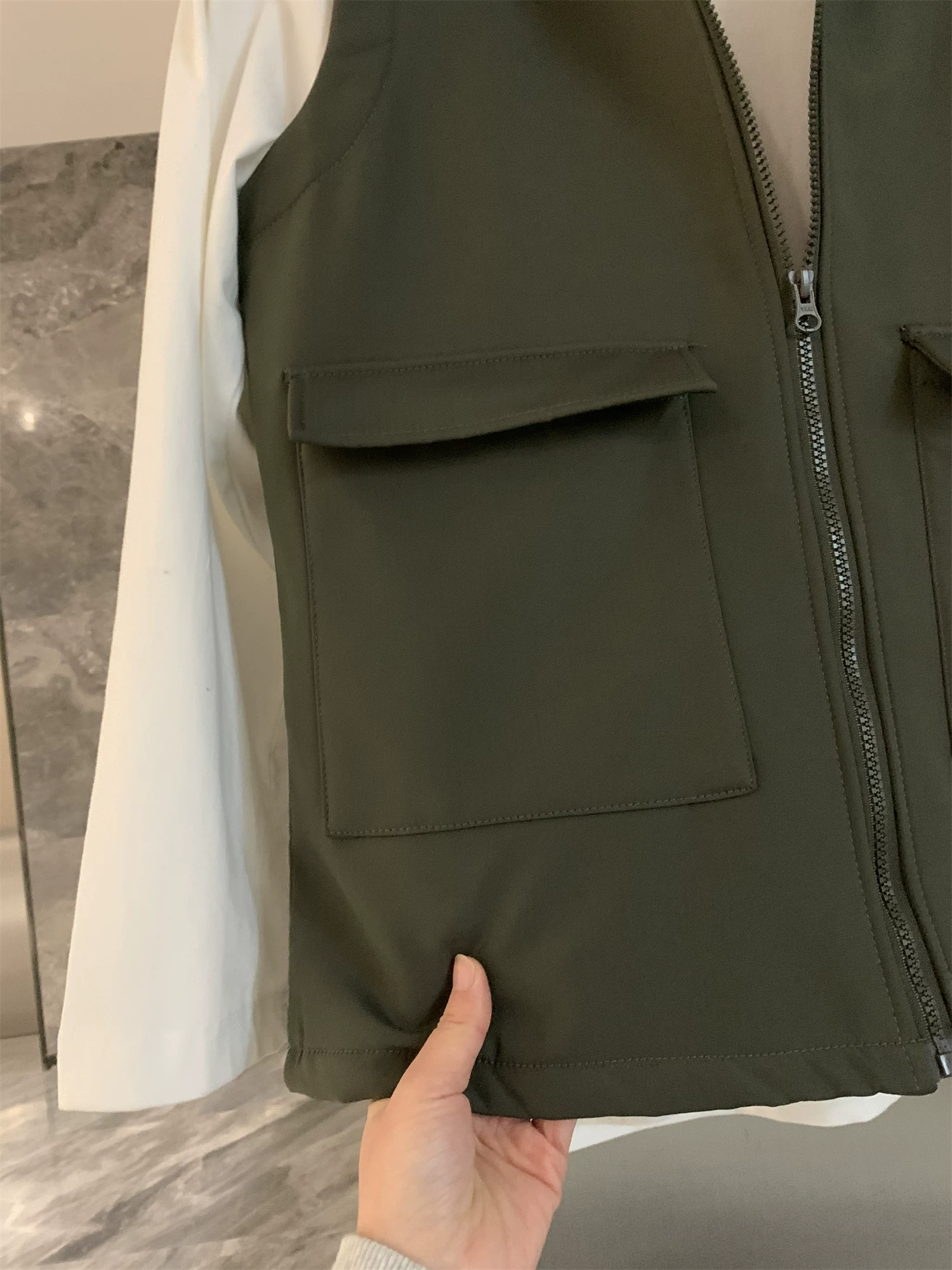 Dòng sản phẩm Don Quixote Outdoor Mountain! Áo khoác vest nam cổ đứng đa năng, màu trơn, chống gió và ấm áp mùa thu đông