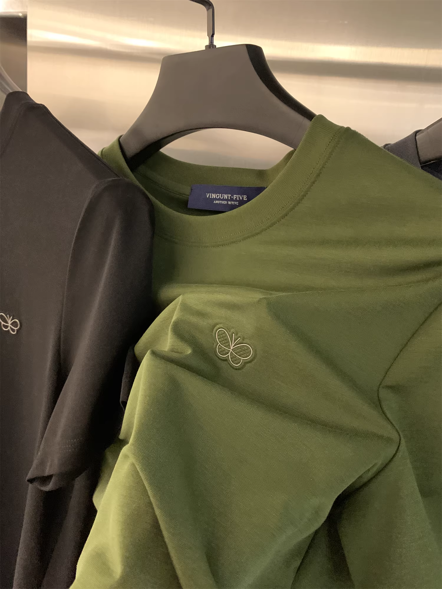 Áo thun tay ngắn nam nữ Don Quixote Light Luxury Scissors! Chất liệu Lyocell + Tơ tằm! Vải pha cao cấp 120S.