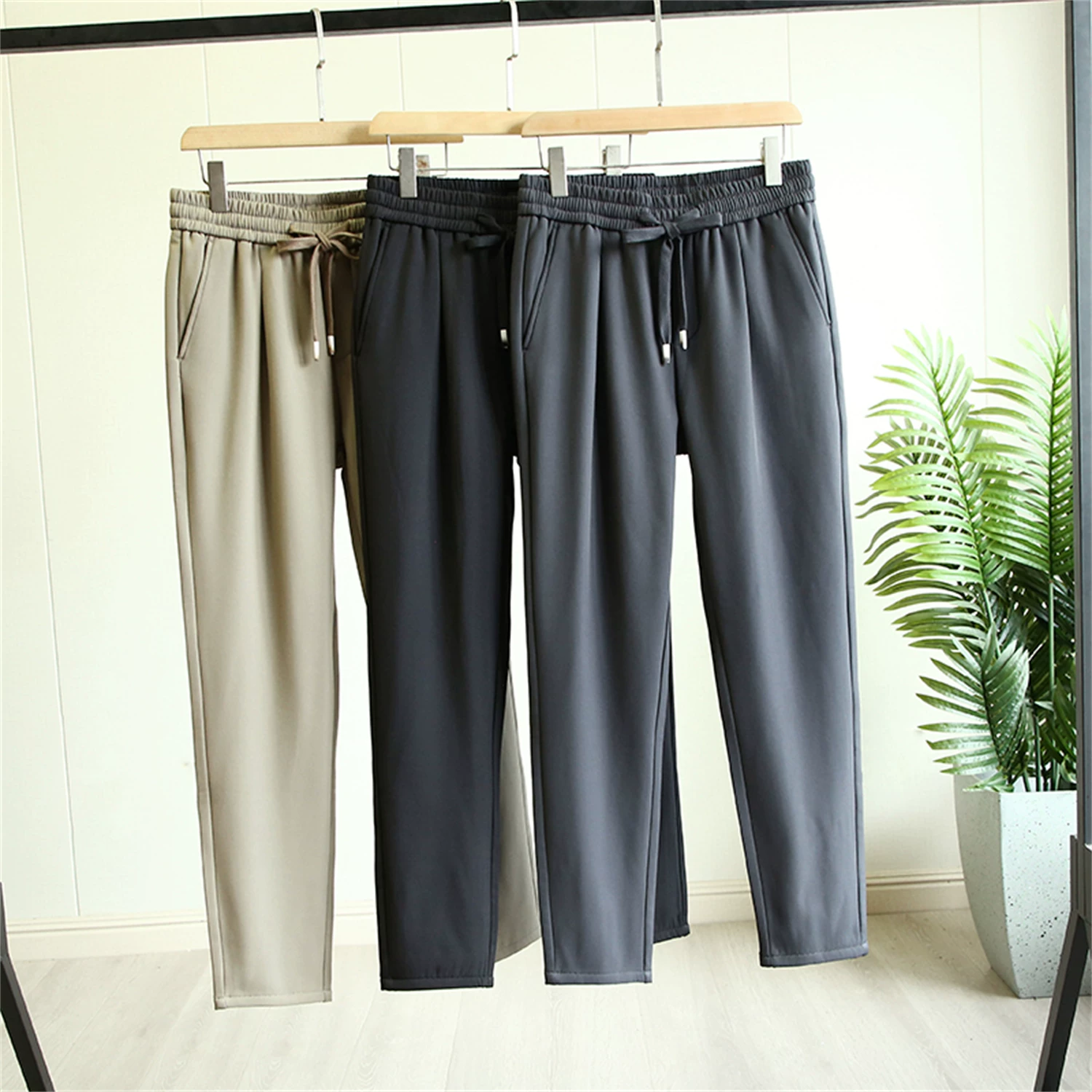 Don Quixote dày dặn và ấm áp! Công nghệ đen: Sưởi ấm bằng tia hồng ngoại xa! Quần thường ngày kháng khuẩn và chống tĩnh điện mùa đông dành cho nam