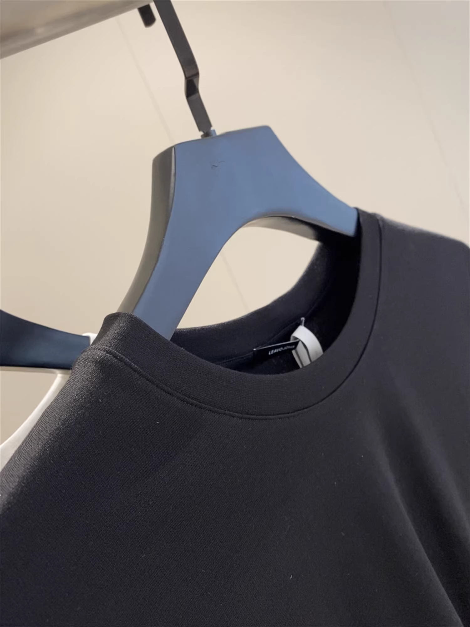 Don Quixote Acetate Fiber + Tencel Lyocell! Áo thun nam tay ngắn cổ tròn màu trơn mùa hè được đóng hộp hợp thời trang