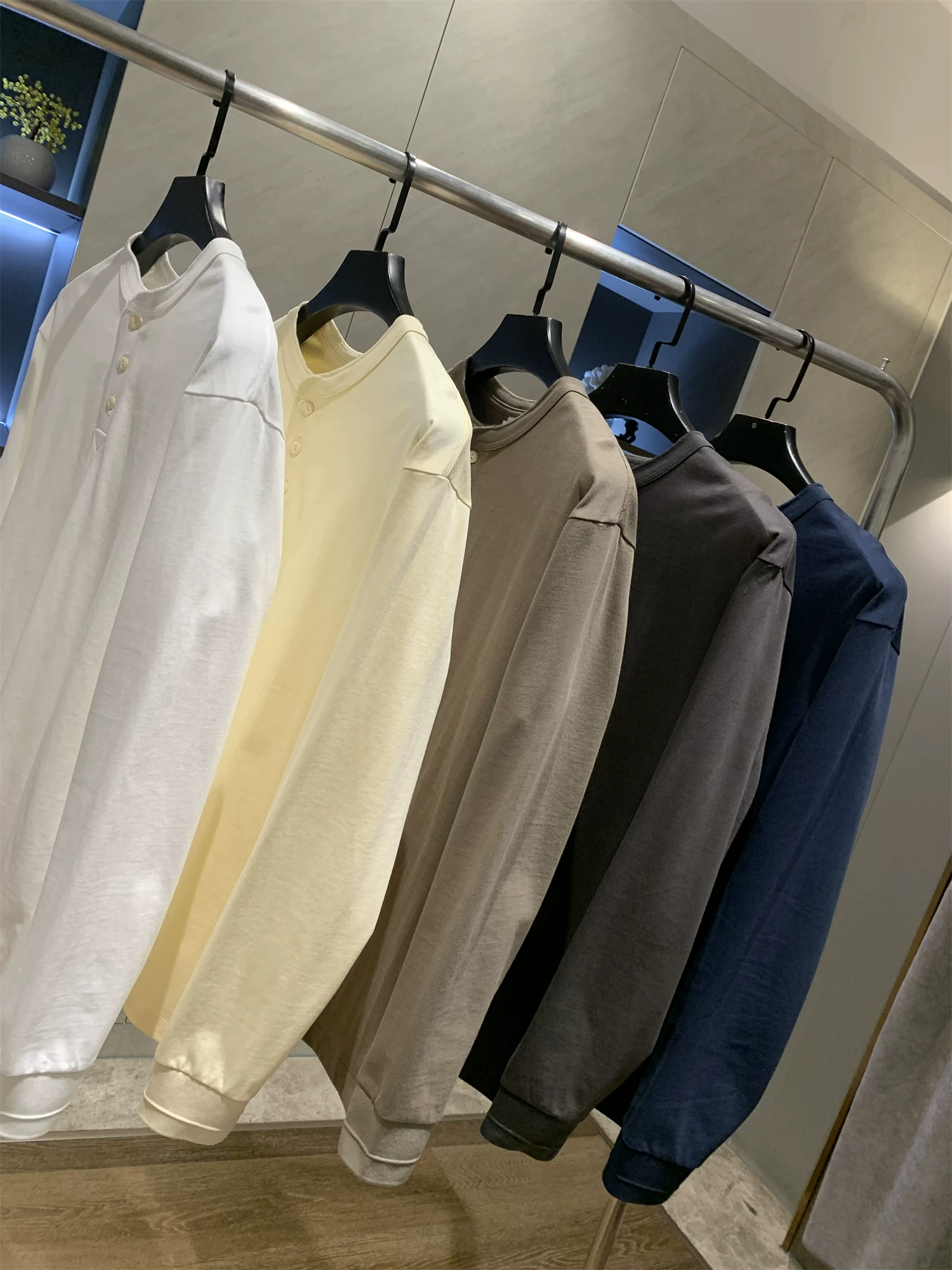 Don Quixote 300g cotton sợi đôi giặt nặng! Áo thun dài tay cổ Henley kiểu Mỹ đơn giản dành cho nam.