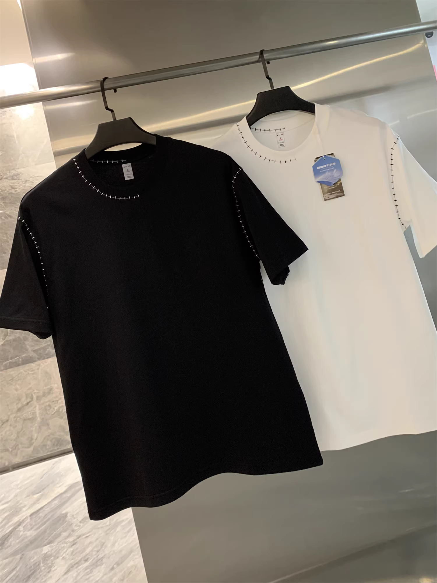 Don Quixote Cool Series! Công nghệ thấm hút mồ hôi và nhanh khô! Áo thun ngắn tay cổ tròn mùa hè thiết kế hợp thời trang dành cho nam.