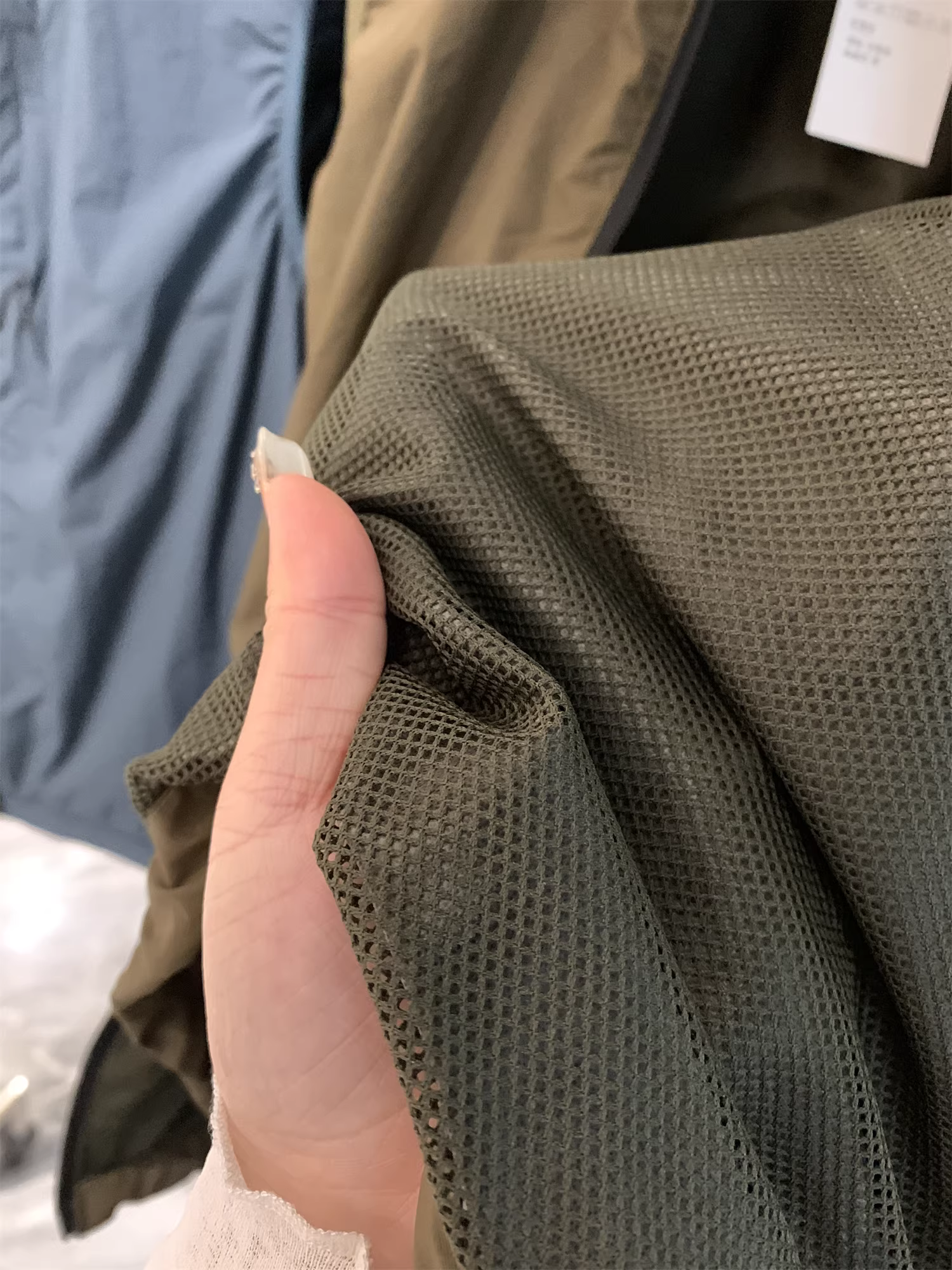 Dòng sản phẩm Don Quixote U là một sản phẩm độc đáo! Chức năng sử dụng ngoài trời! Áo khoác vest đa năng, chống gió mùa xuân hè dành cho nam và nữ.