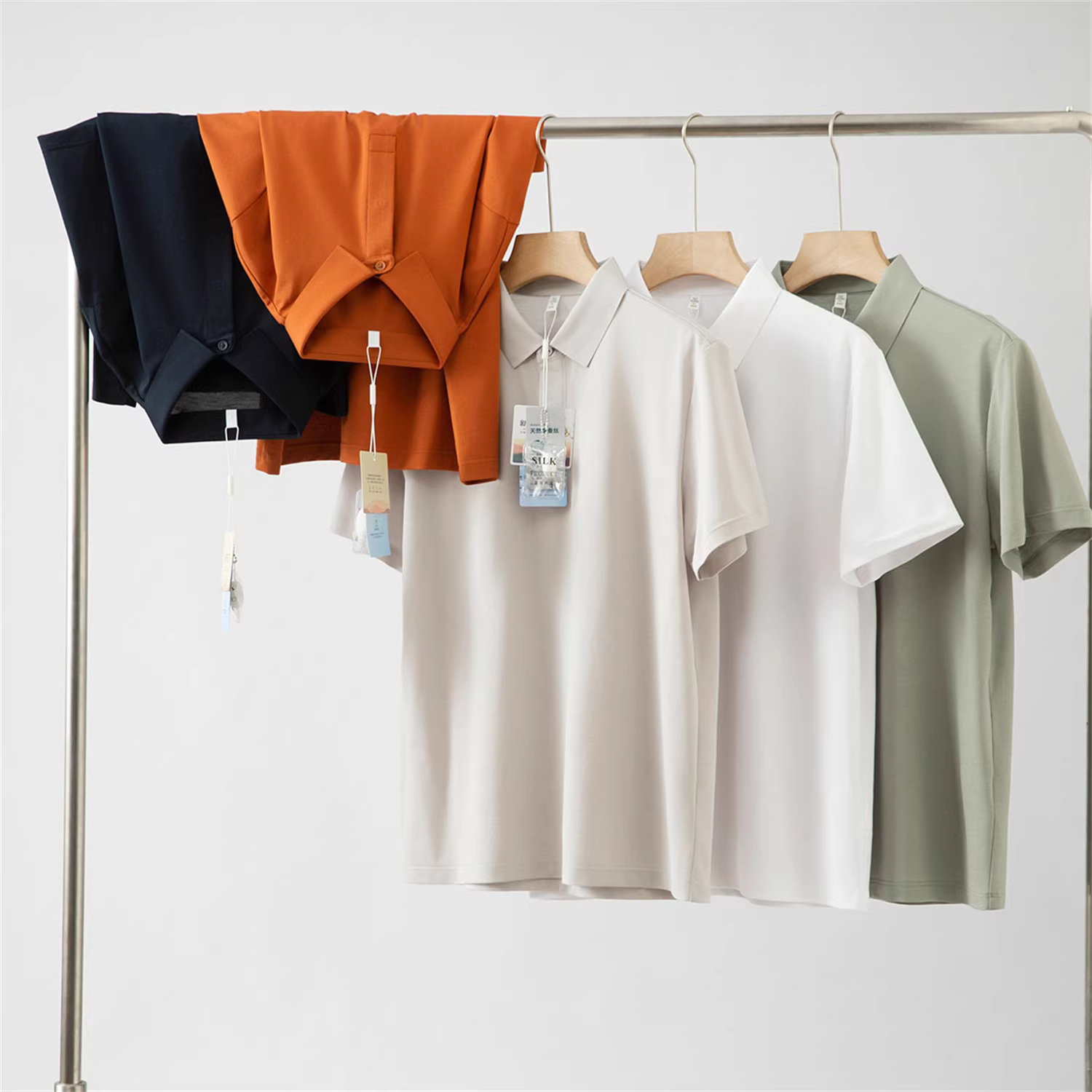 Dòng sản phẩm Don Quixote Light Luxury! Chất liệu tơ tằm + cotton tẩy trắng! Áo polo ngắn tay mùa hè thoáng mát, thân thiện với da dành cho nam.