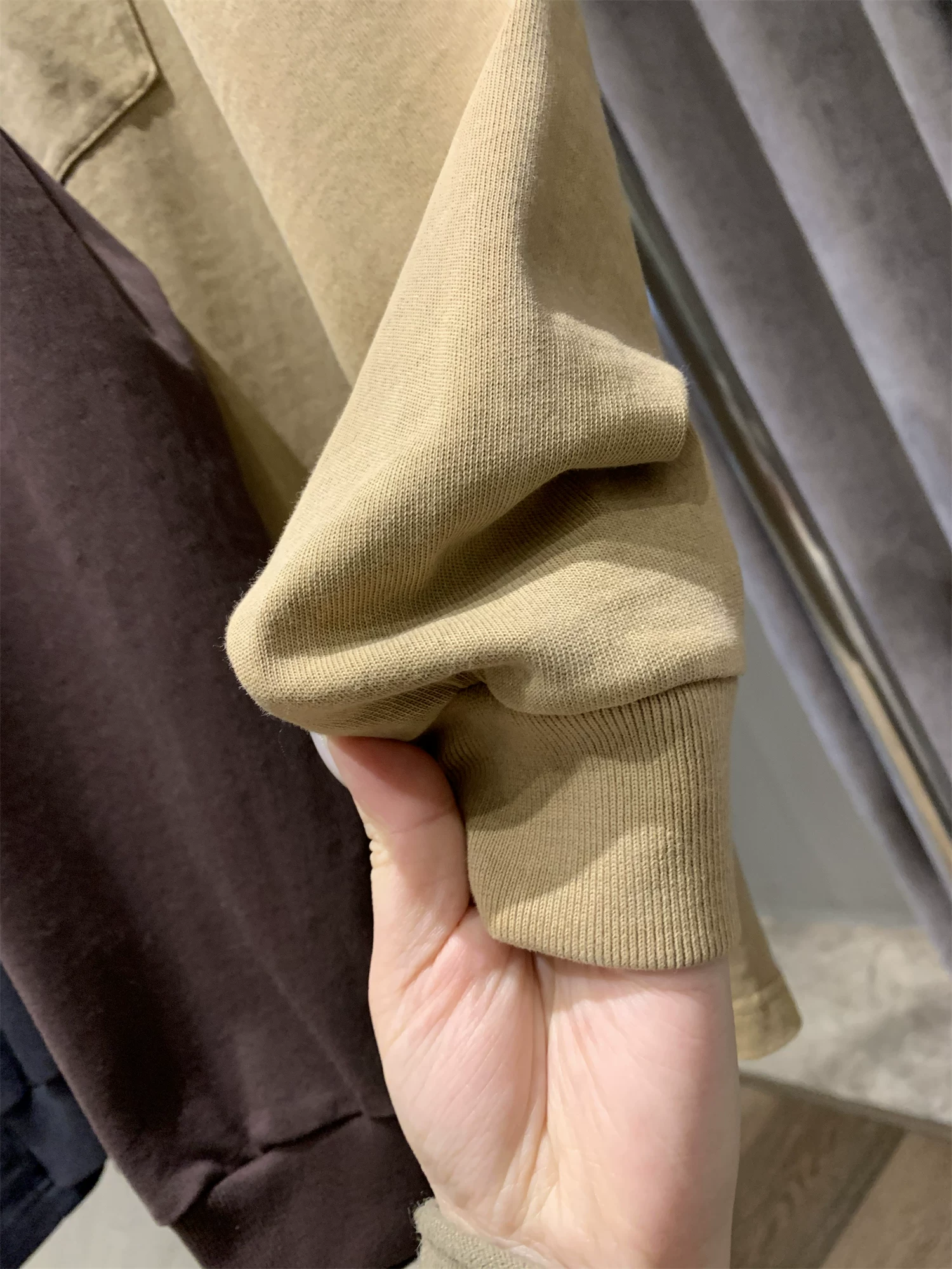 Don Quixote Enzyme Wash! Áo thun nam mùa xuân bằng vải cotton nguyên chất màu trơn cổ tròn dài tay có túi Áo thun hợp thời trang