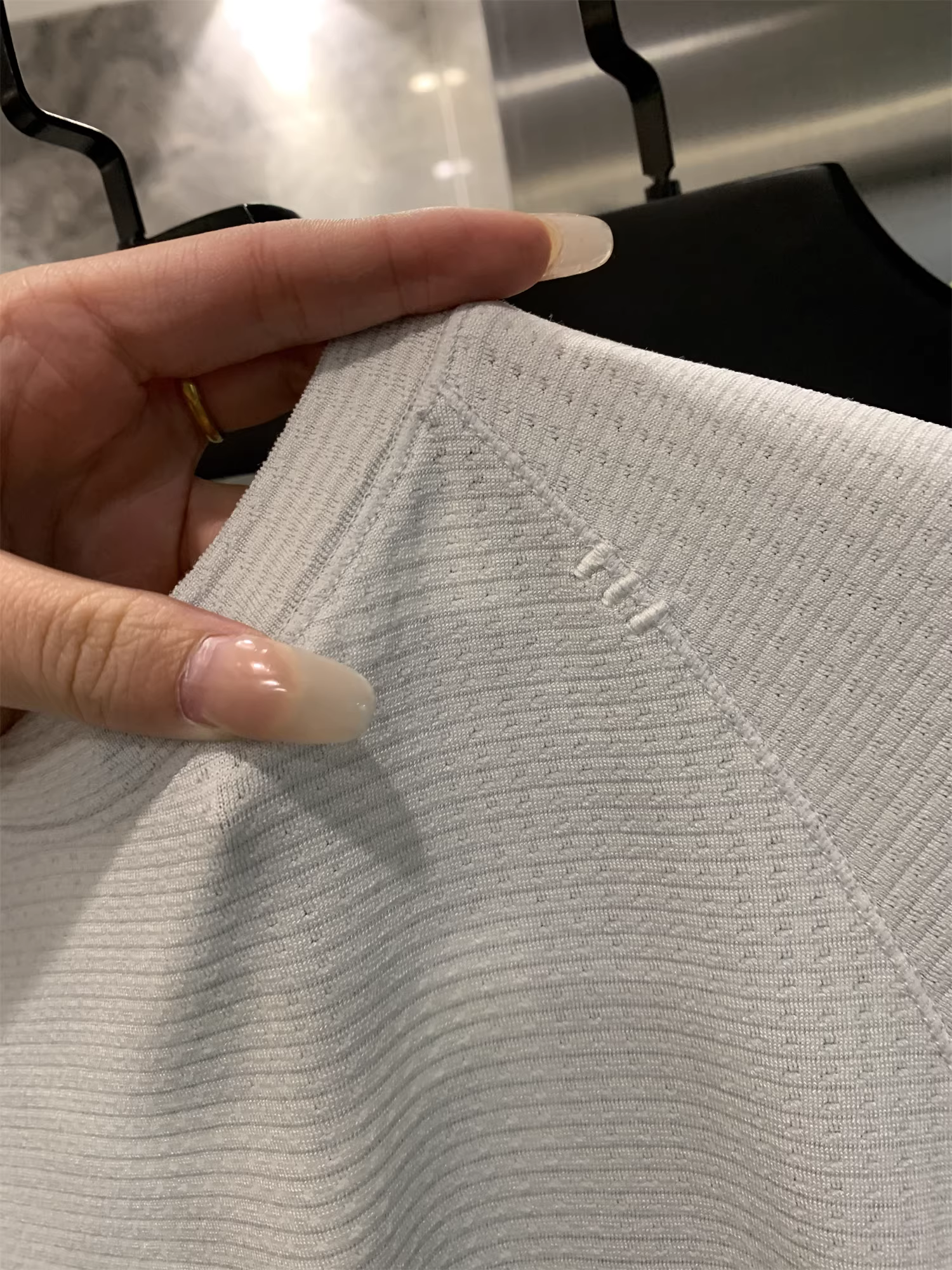 Công nghệ dệt liền mạch Don Quixote! Áo thun cặp tay ngắn dệt tròn hai sợi 3D may đo riêng