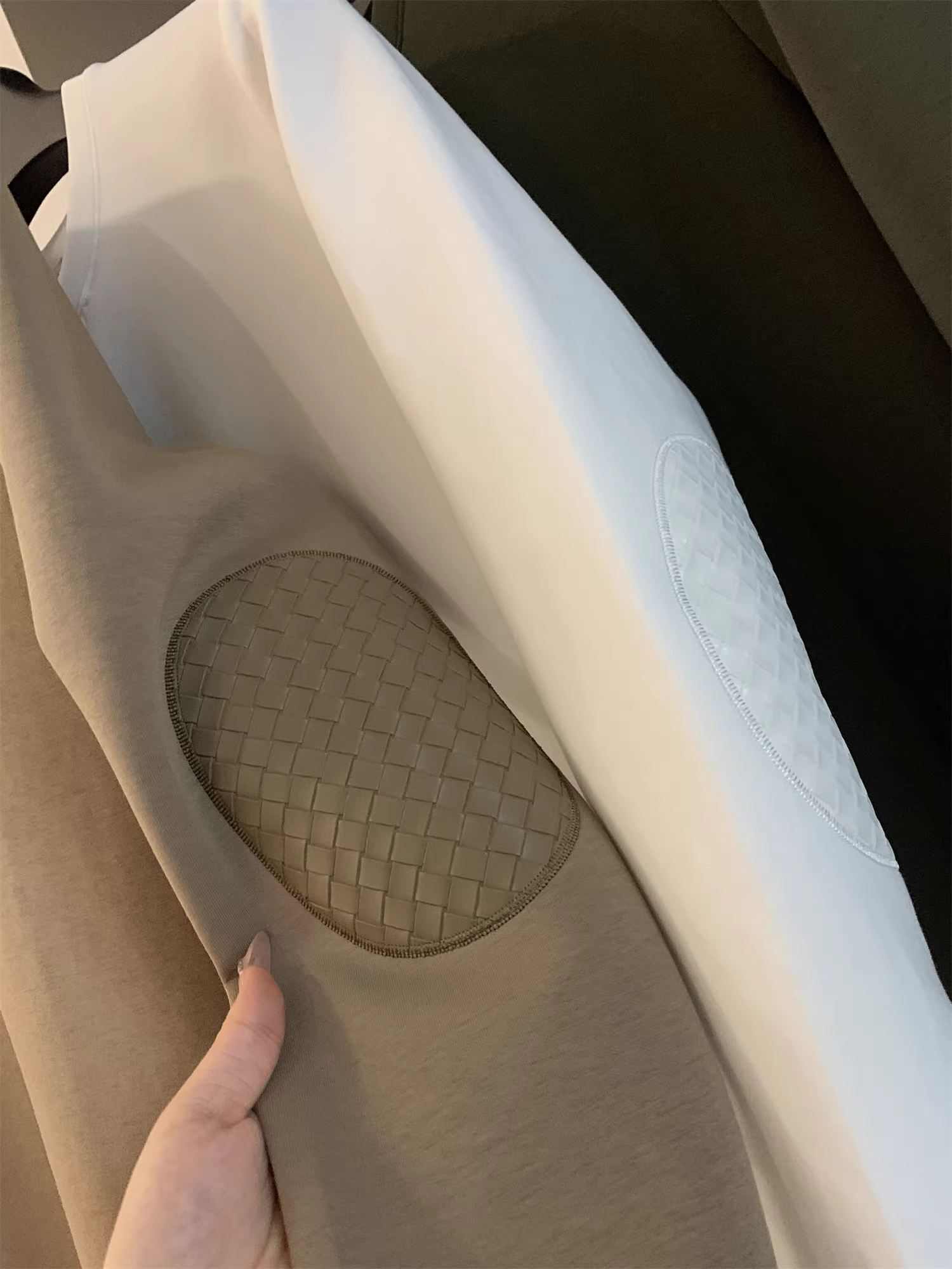 Don Quixote, hàng chất lượng cao cấp! Da ghép mảnh dệt tay! Áo len lớp khí sandwich mùa thu đông cao cấp dành cho nam và nữ.