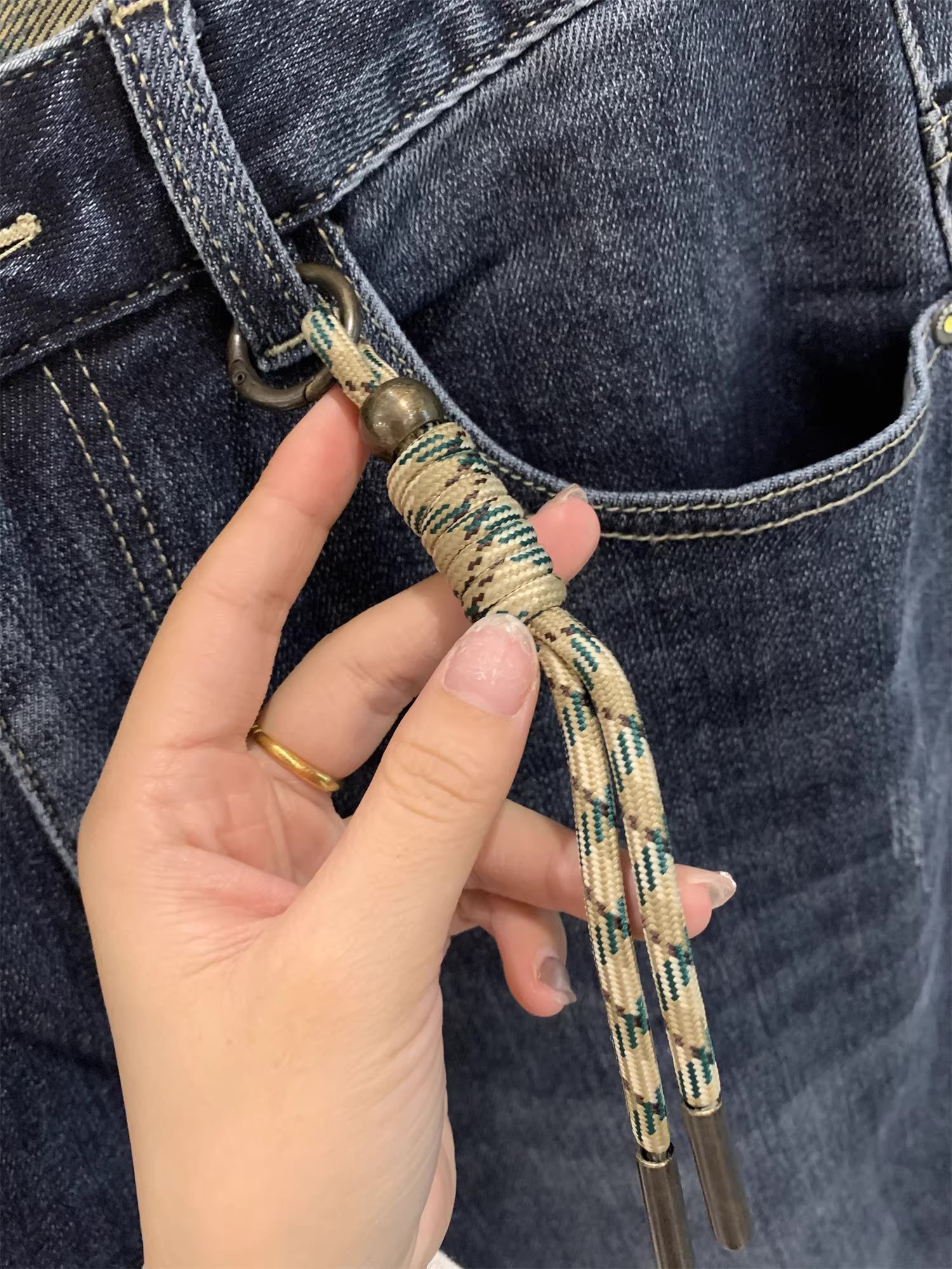 Don Quixote H series! Quá trình giặt và tẩy trắng! Độ đàn hồi cao, quần jean nam dáng thẳng ôm body, thời trang.