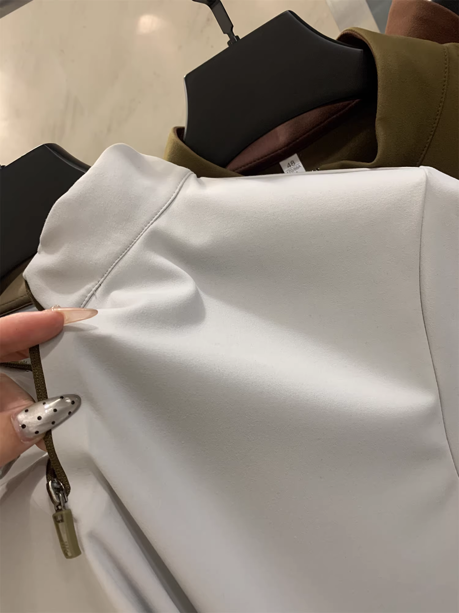 Áo len lông cừu ấm áp thân thiện với da Don Quixote! Áo thun nam dài tay có khóa kéo nửa thân, co giãn, thoải mái, ấm áp, màu trơn, phong cách thường ngày dành cho mùa thu đông.