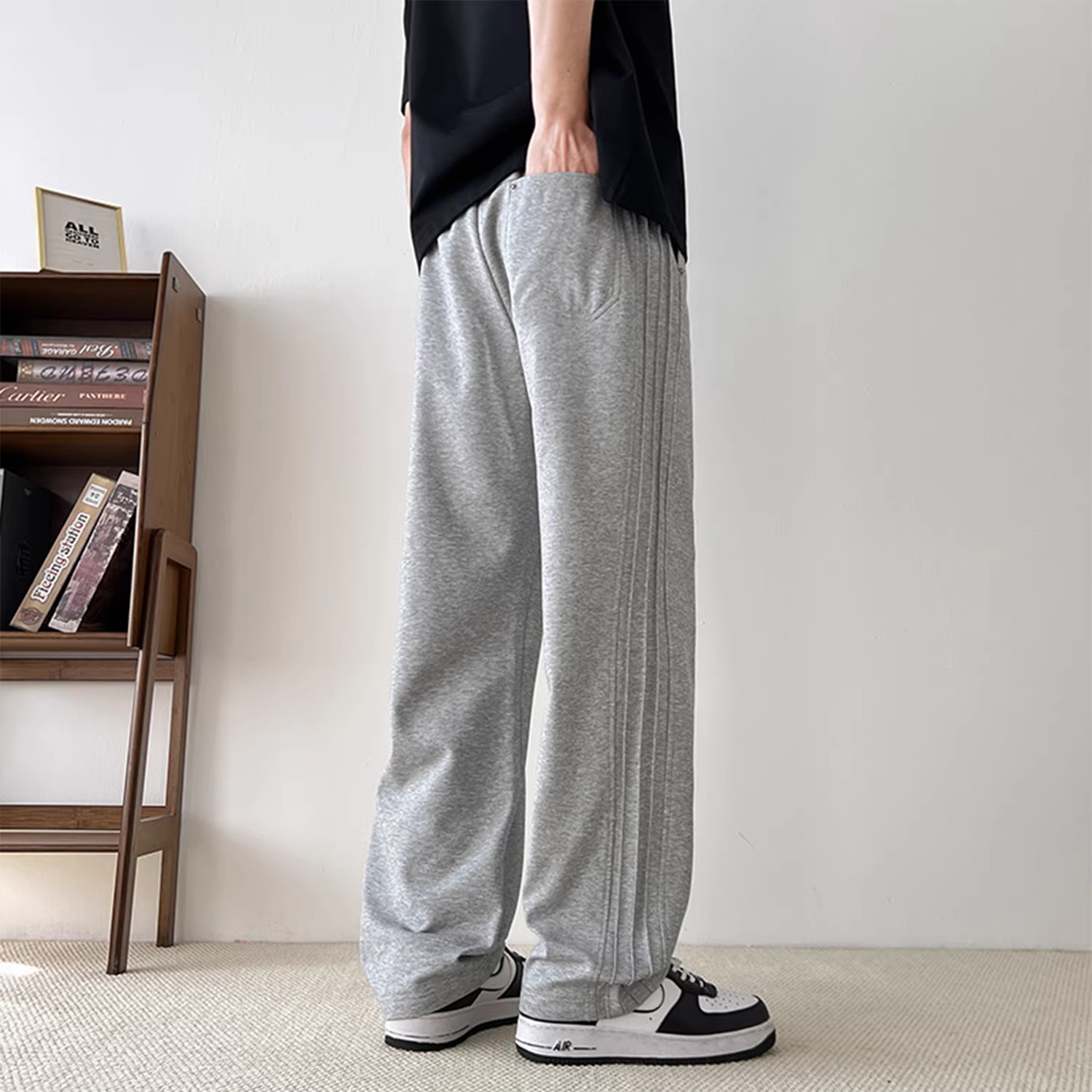 Don Quixote rất dễ mặc và phong cách! Quần thể thao nam mùa xuân hè chất liệu mỏng, màu trơn, kiểu dáng xẻ tà, đa năng, thời trang.