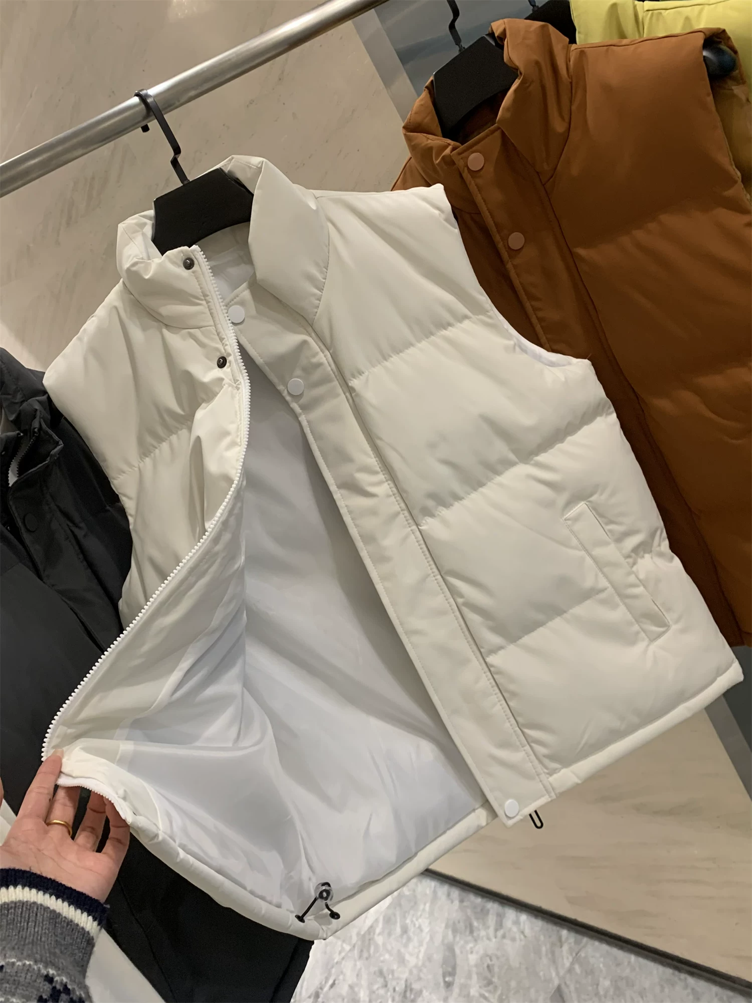 Phong cách cặp đôi Don Quixote! Áo khoác vest cotton thẳng đứng, cổ đứng, màu trơn, đa năng, ấm áp, unisex, mùa thu đông