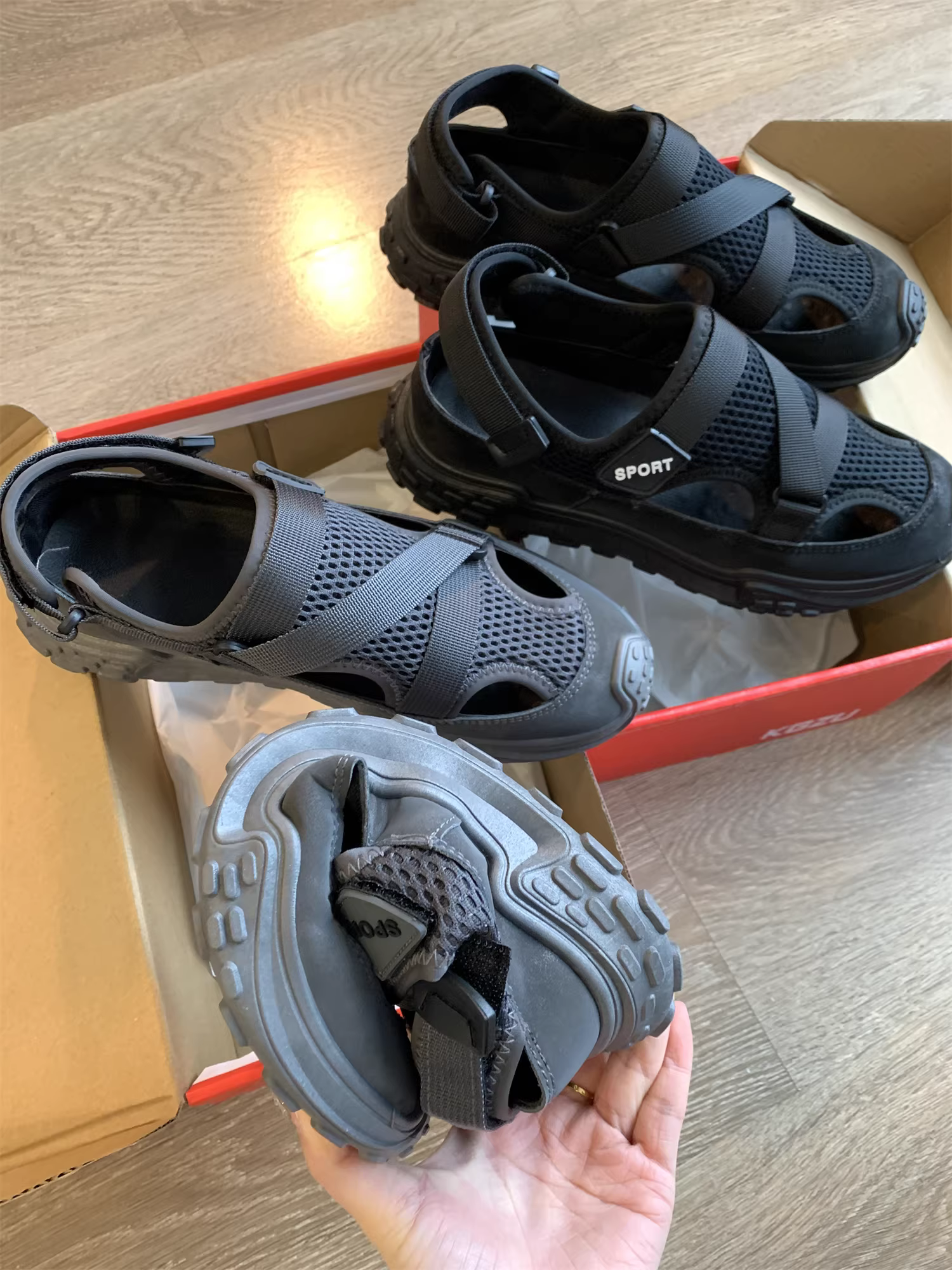 Đơn đặt hàng của Don Quixote Company! Lưới thoáng khí + đế cao su! Dép thể thao đi biển thoáng khí dành cho nam