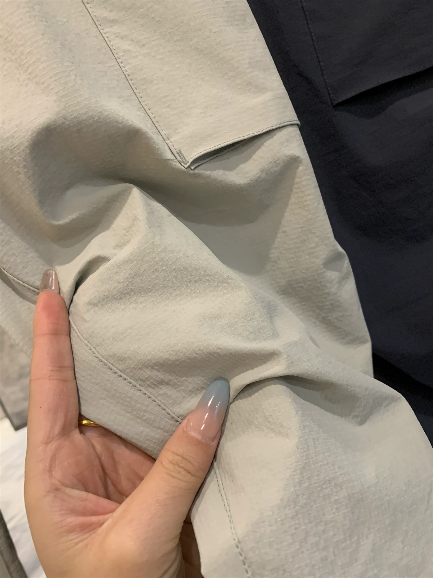 Quần Don Quixote! Nhiều túi! Quần cargo đa năng, kiểu dáng rộng rãi, thoải mái, thích hợp cho hoạt động ngoài trời, unisex.