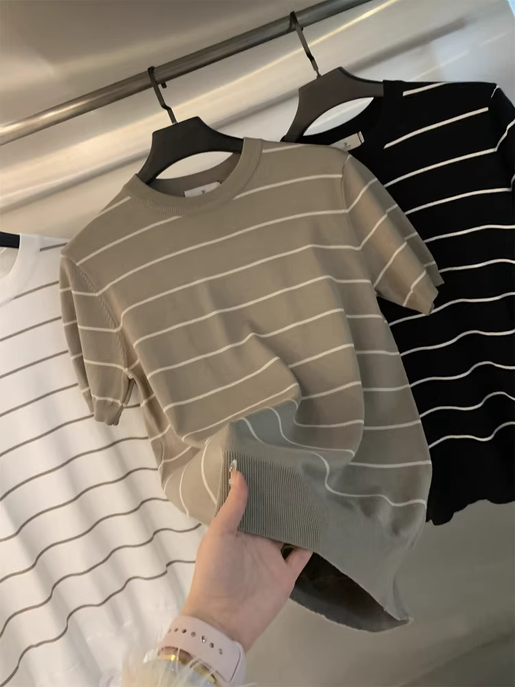 Áo sơ mi nam chất liệu dệt kim mềm mại, thoáng khí, co giãn, họa tiết sọc, kiểu dáng đơn giản, tay ngắn, chất liệu dệt kim cao cấp Don Quixote!