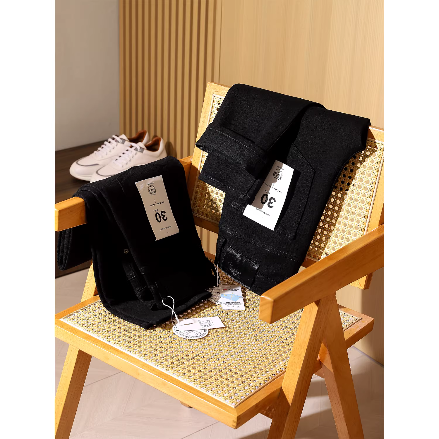 Don Quixote Z* series! Có thể mặc được trong mọi mùa! Quần jean ống đứng mềm mại, co giãn cao, ôm dáng, đa năng dành cho nam.