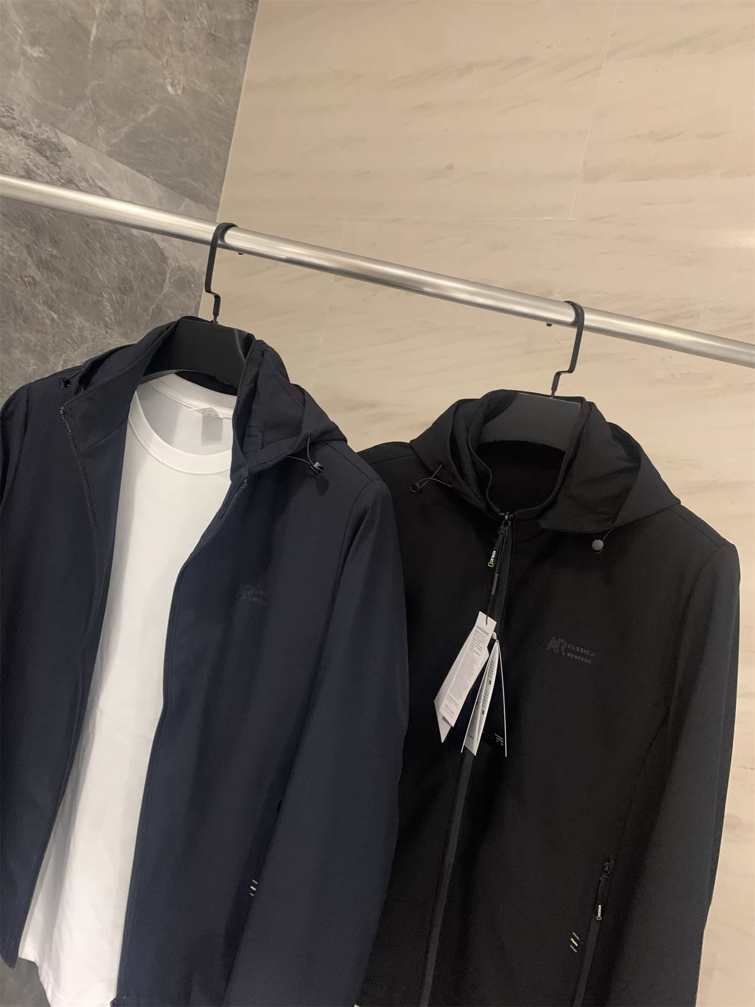 Vải co giãn bốn chiều Don Quixote! Áo khoác thể thao thông thường dành cho nam giới mùa thu đông thoáng khí hợp thời trang