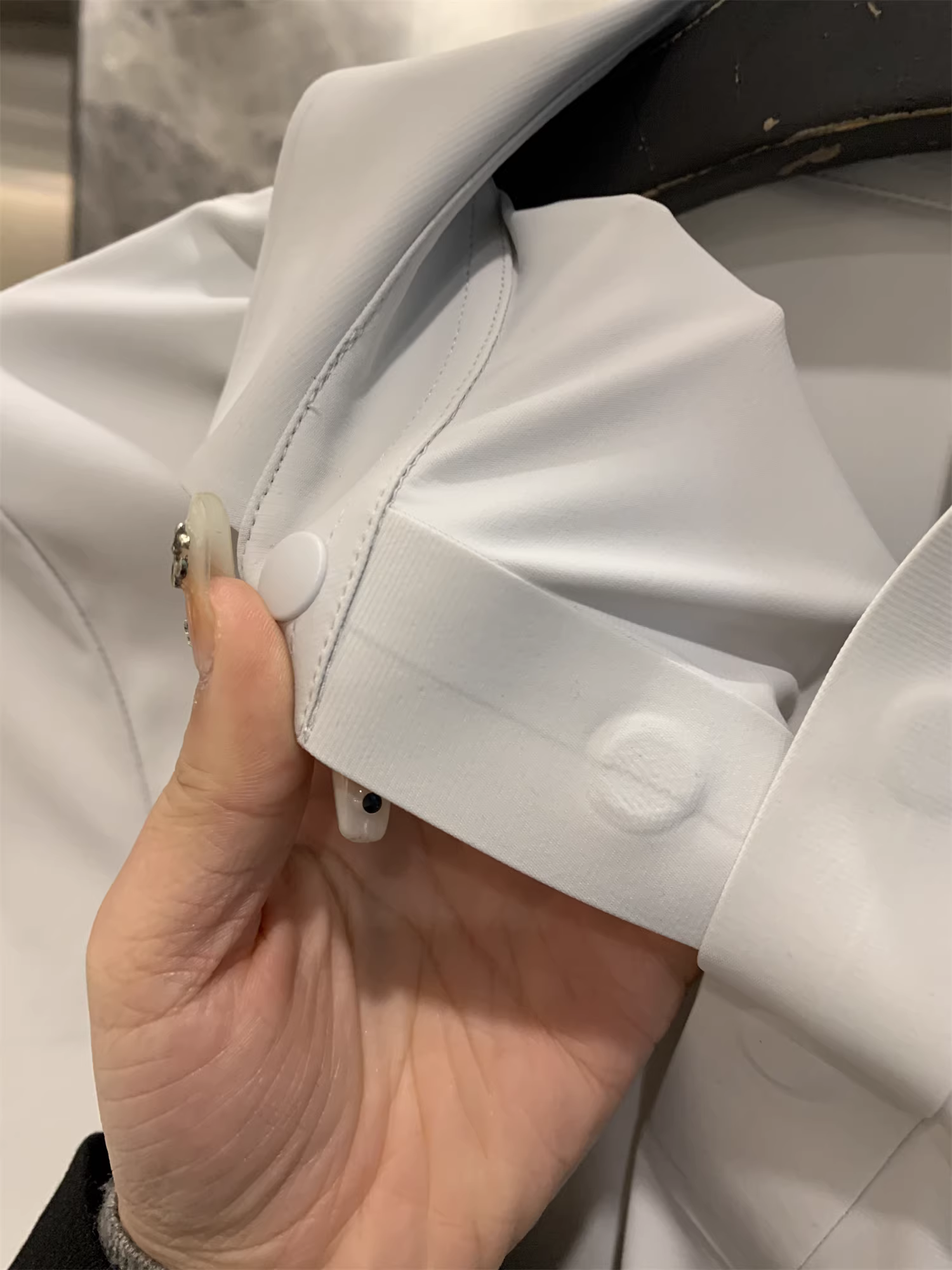 Công nghệ Don Quixote Cool và Quick-Drying! Áo POLO mùa hè đơn giản và thoải mái, thấm hút mồ hôi, thoáng khí, không đường may dành cho nam.