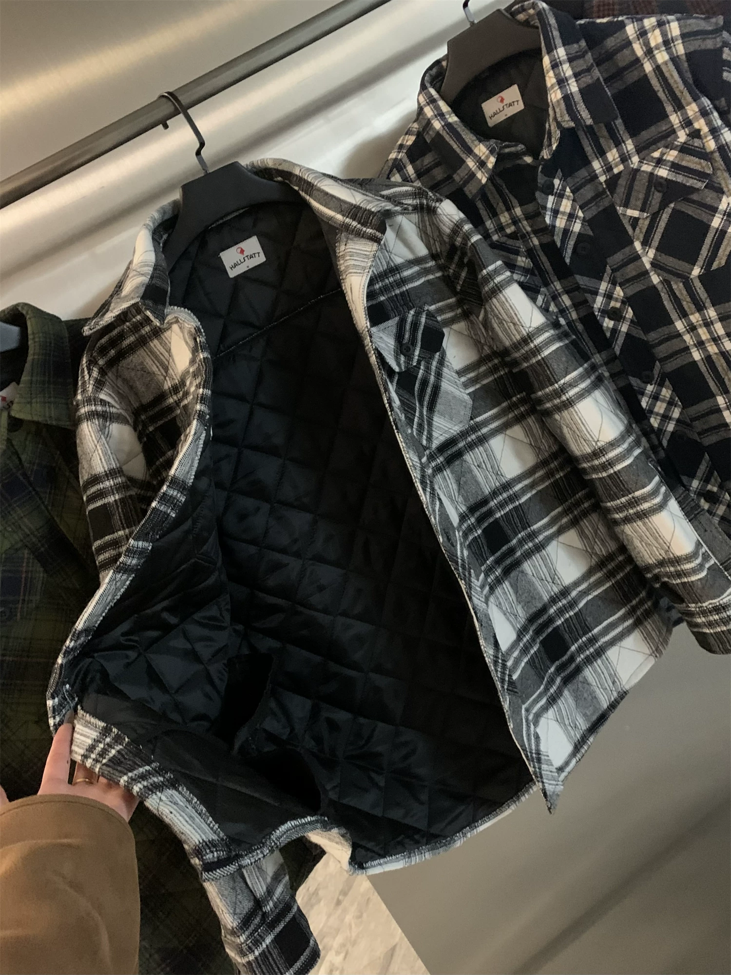 Don Quixote, một thương hiệu độc đáo ở Bắc Mỹ! Áo khoác sơ mi làm việc mùa thu đông kiểu cổ điển, kẻ ca rô, chất liệu flannel, lót bông dành cho nam.