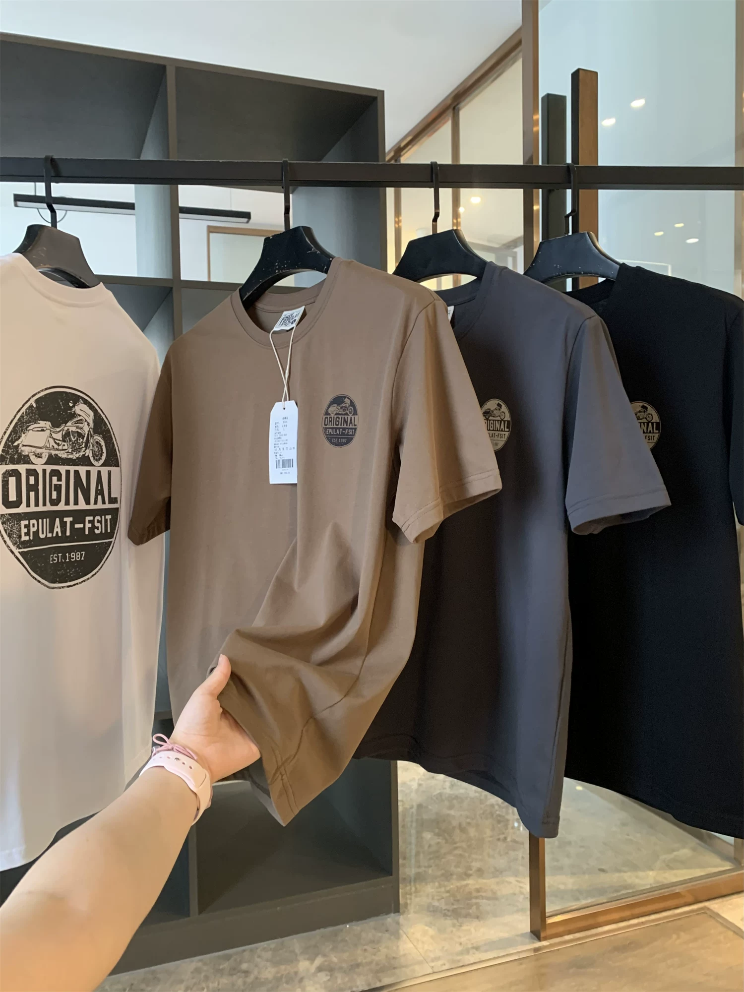 Don Quixote Technology Vải mát mẻ! In cổ điển! Áo thun nam ngắn tay cổ tròn thoáng khí thoải mái mùa hè