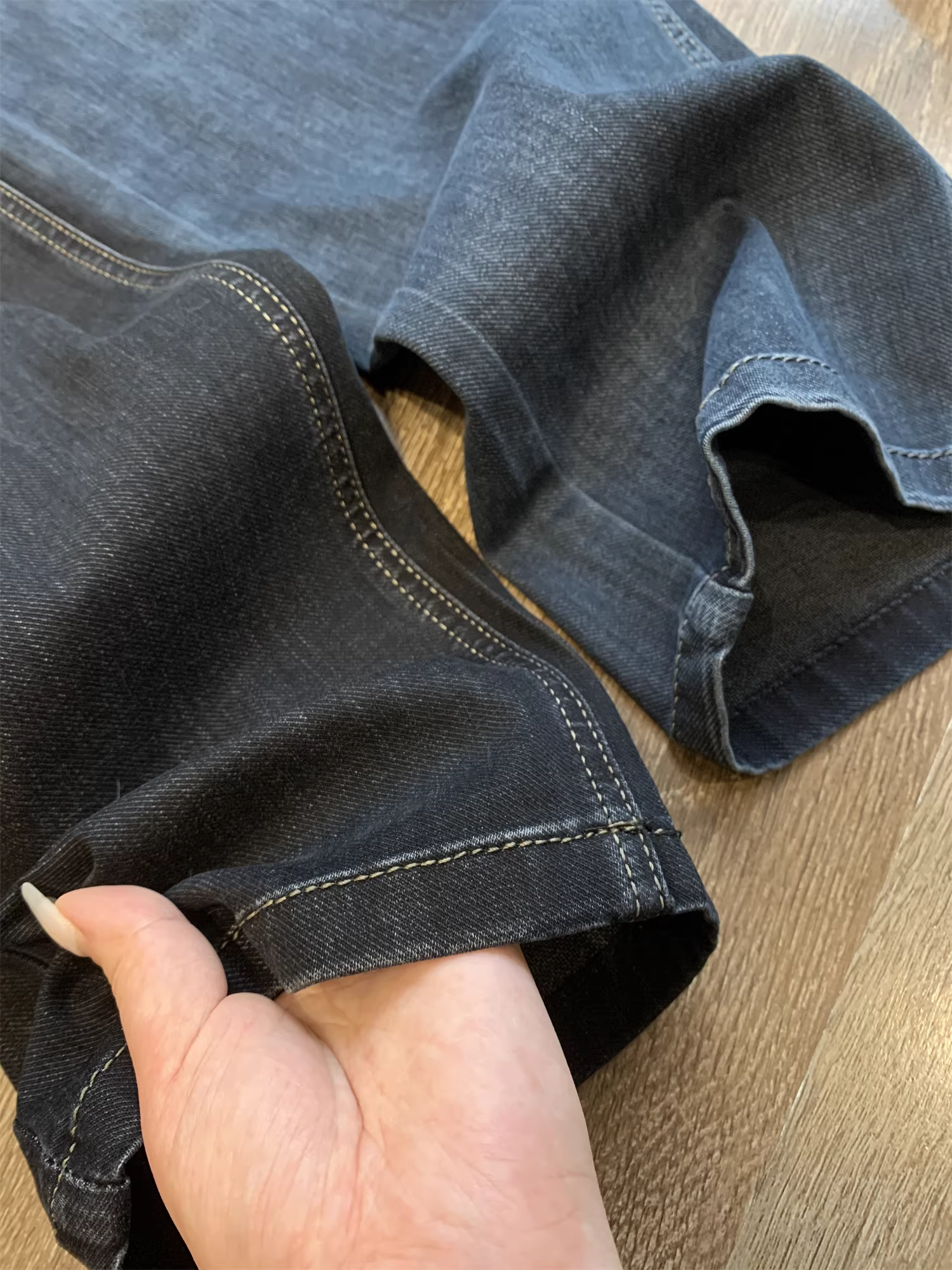 Phong cách Don Quixote thật tuyệt vời! Co giãn và thoải mái! Quần jean nam dáng thẳng màu trơn phong cách thường ngày mùa xuân.