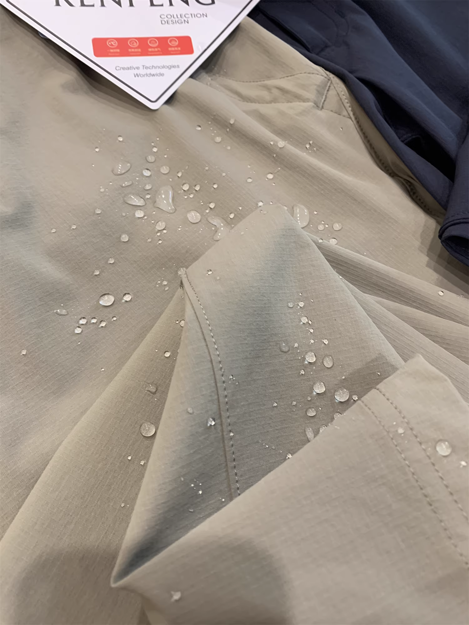 Chức năng ngoài trời của Don Quixote! Quần thể thao nam thoáng khí, nhanh khô mùa xuân hè, quần ống đứng, quần thường ngày