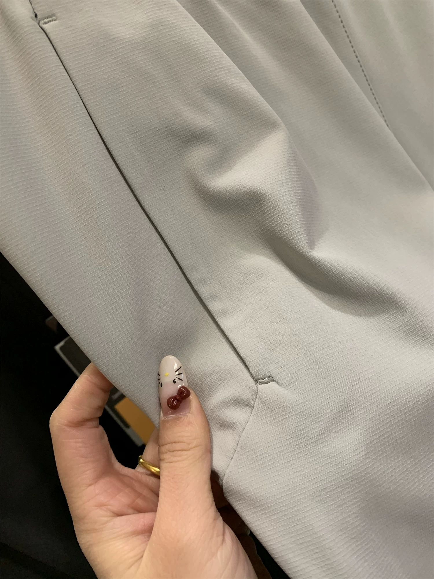 Don Quixote Ý Rio Johnson! Quần dài có lót lông cừu chống gió ngoài trời ấm áp 3D được thiết kế riêng