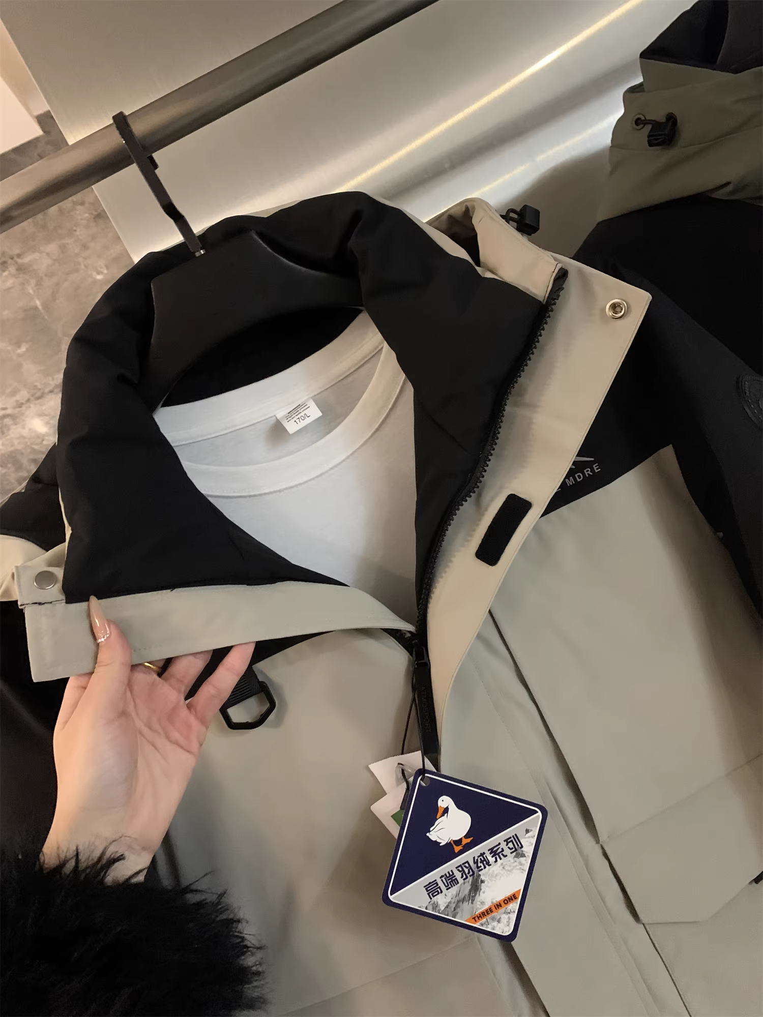 Nhà máy ODM Don Quixote! 90% lông vũ vịt + công nghệ sưởi tiên tiến! Áo khoác phao nam phối màu mùa đông.