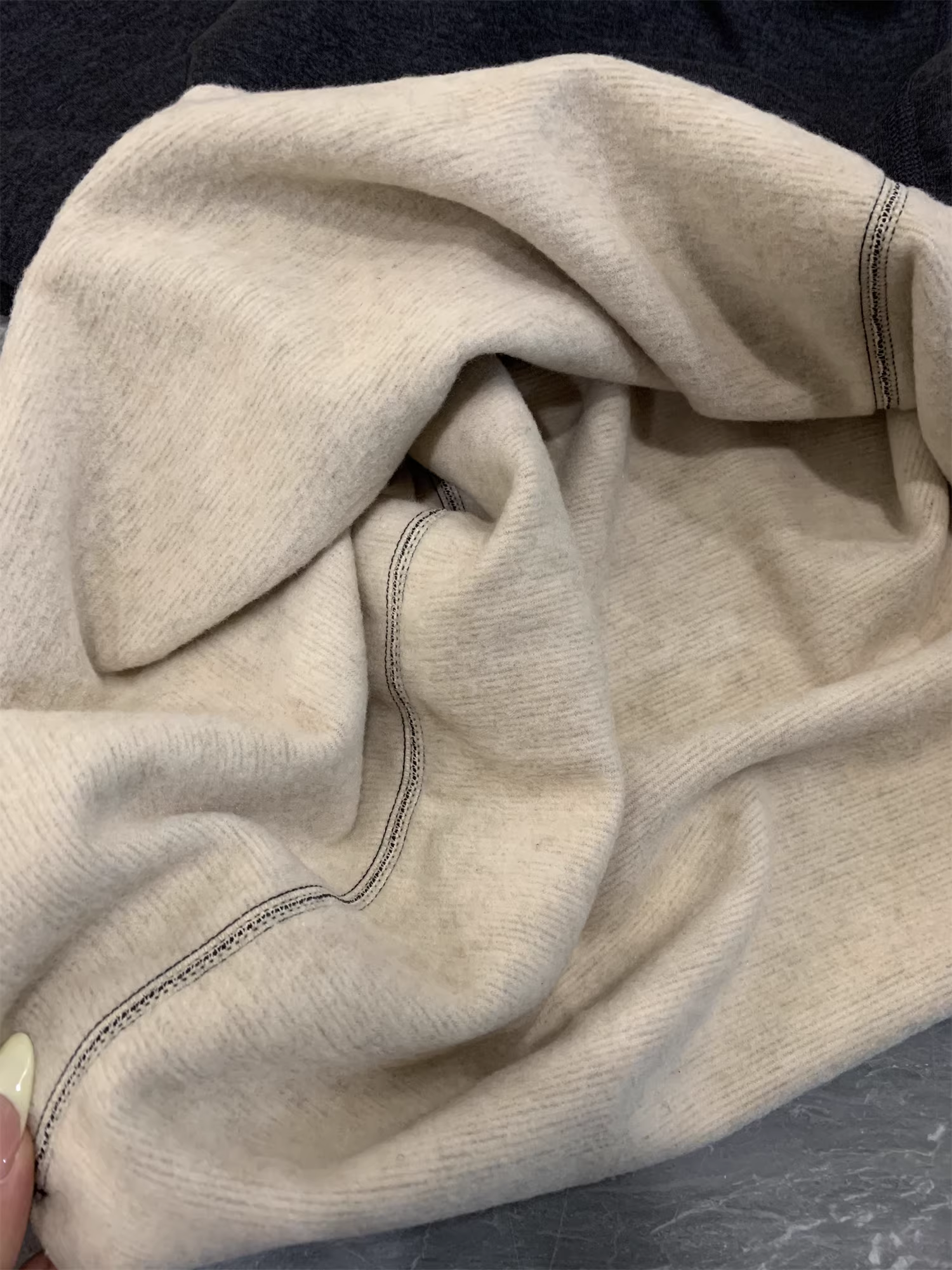 Đóng gói nguyên bản của Don Quixote! Len cừu + tơ tằm pha trộn! Áo giữ nhiệt ấm áp thân thiện với làn da mùa đông.