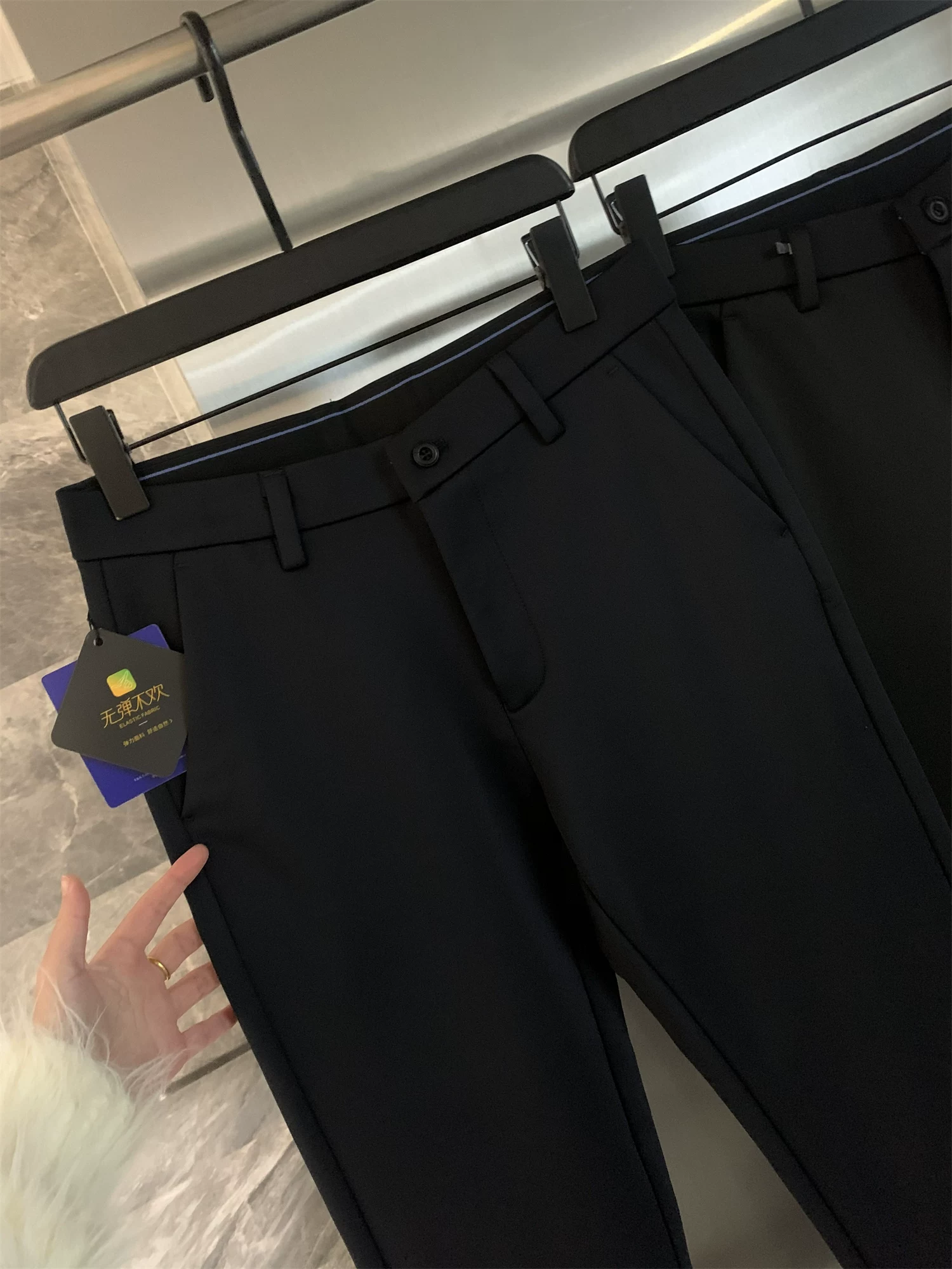 Quần nam chất liệu len pha Don Quixote! Phong cách kinh doanh nhẹ nhàng mùa thu đông, dày dặn, ấm áp, chống nhăn, co giãn, đa năng, kiểu dáng thường ngày.