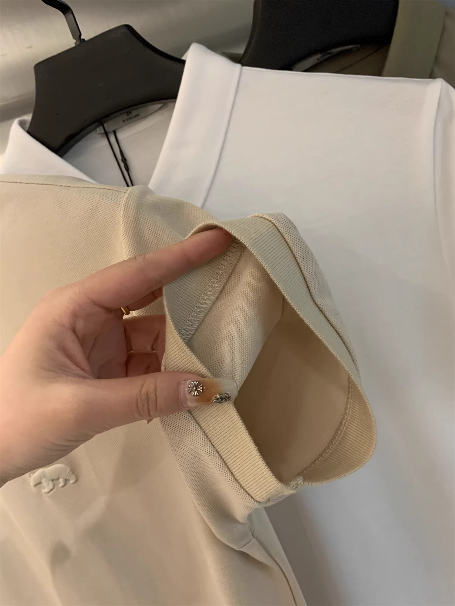 Don Quixote là một kiệt tác! Áo polo nam chất liệu cotton pique chải kỹ! Xu hướng áo polo nam màu trơn mùa hè.