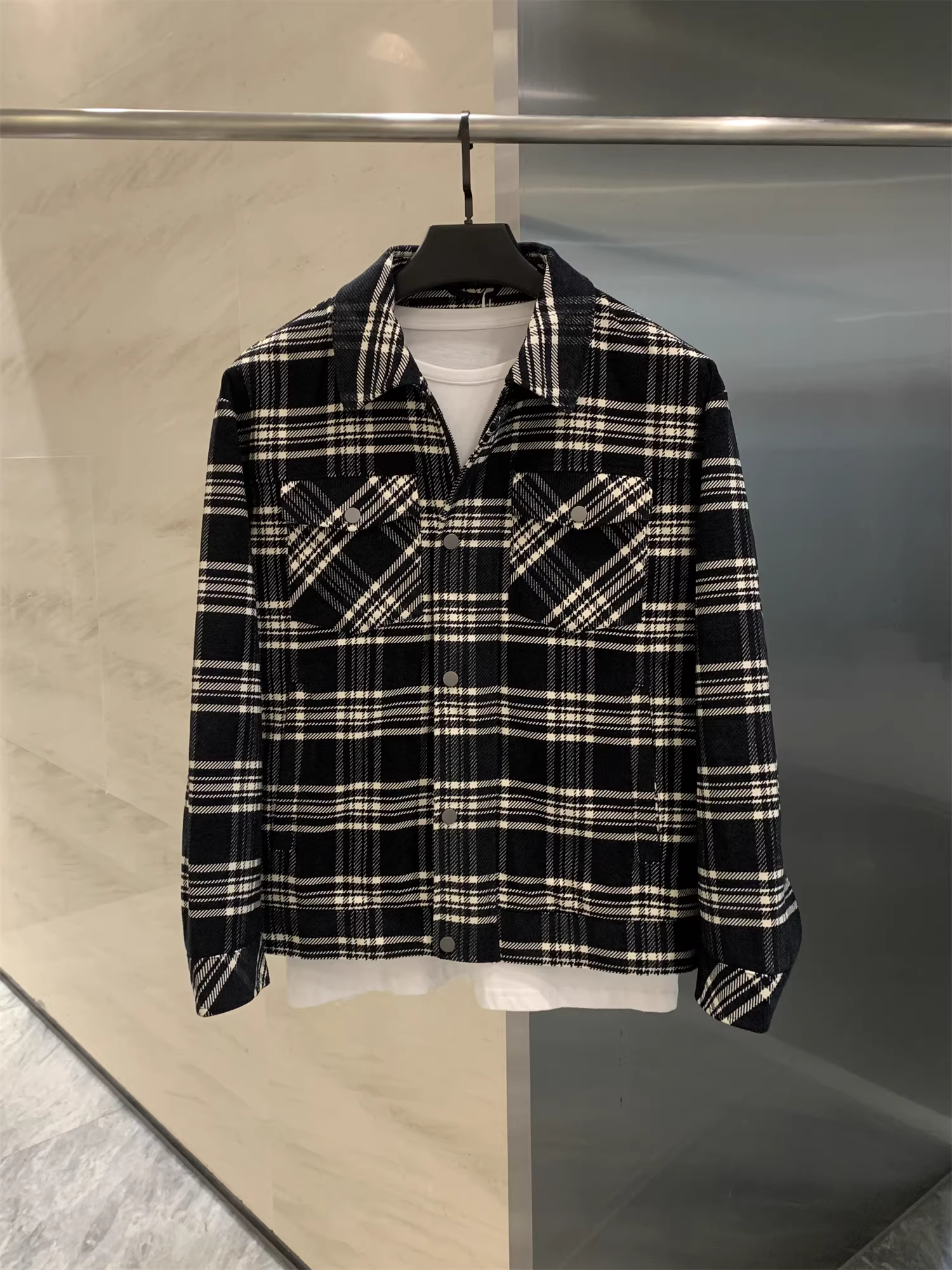 Don Quixote, Haijia! Áo khoác ngắn kiểu dáng công sở nam, họa tiết đẹp mắt, thích hợp cho mùa xuân, thu và đông, rất hợp thời trang.