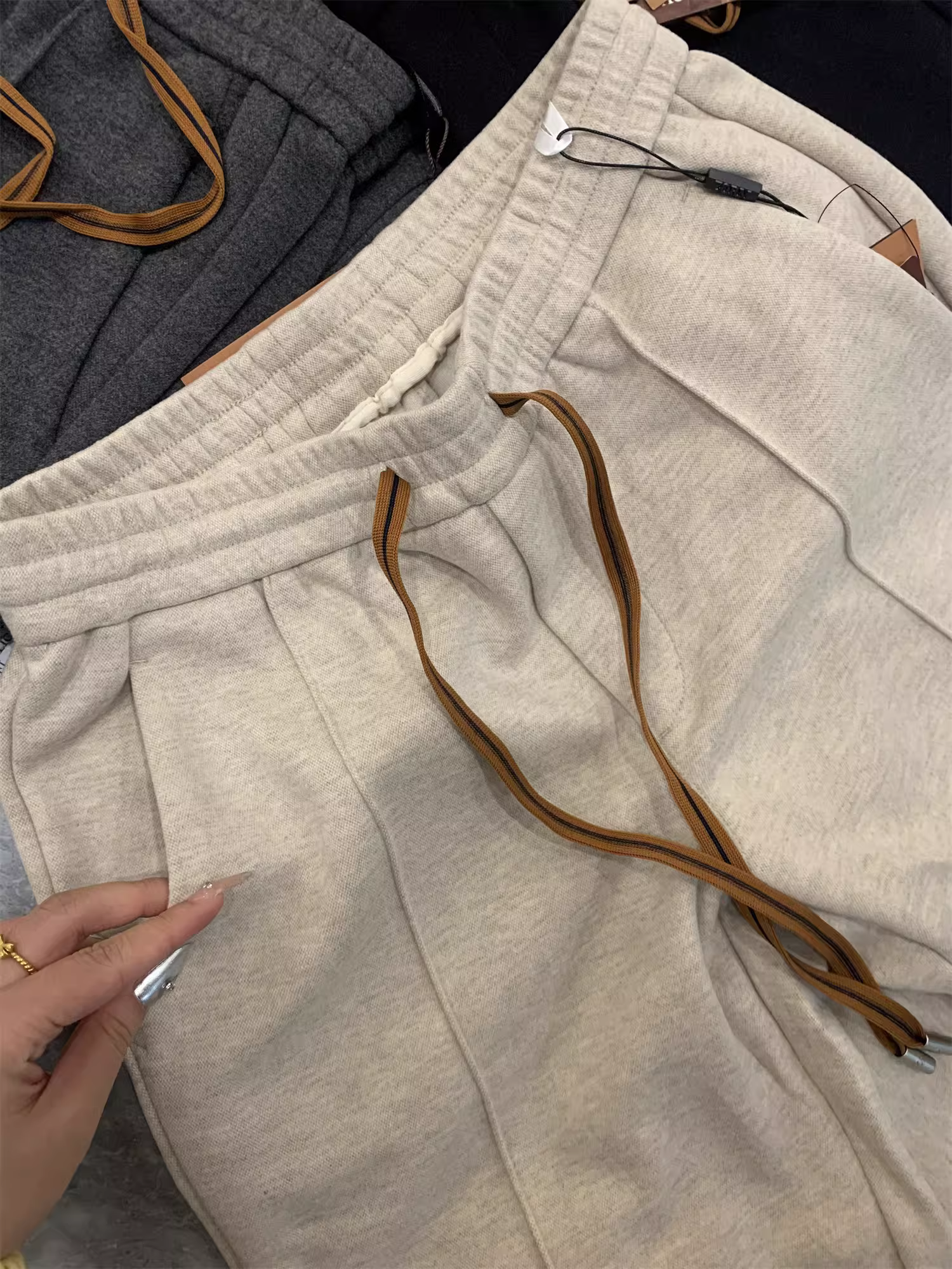 Don Quixote Elite Series! Quần len acetate! Quần âu nam dáng thẳng đa năng, màu trơn mùa thu, kiểu xếp ly hình sừng tê giác.