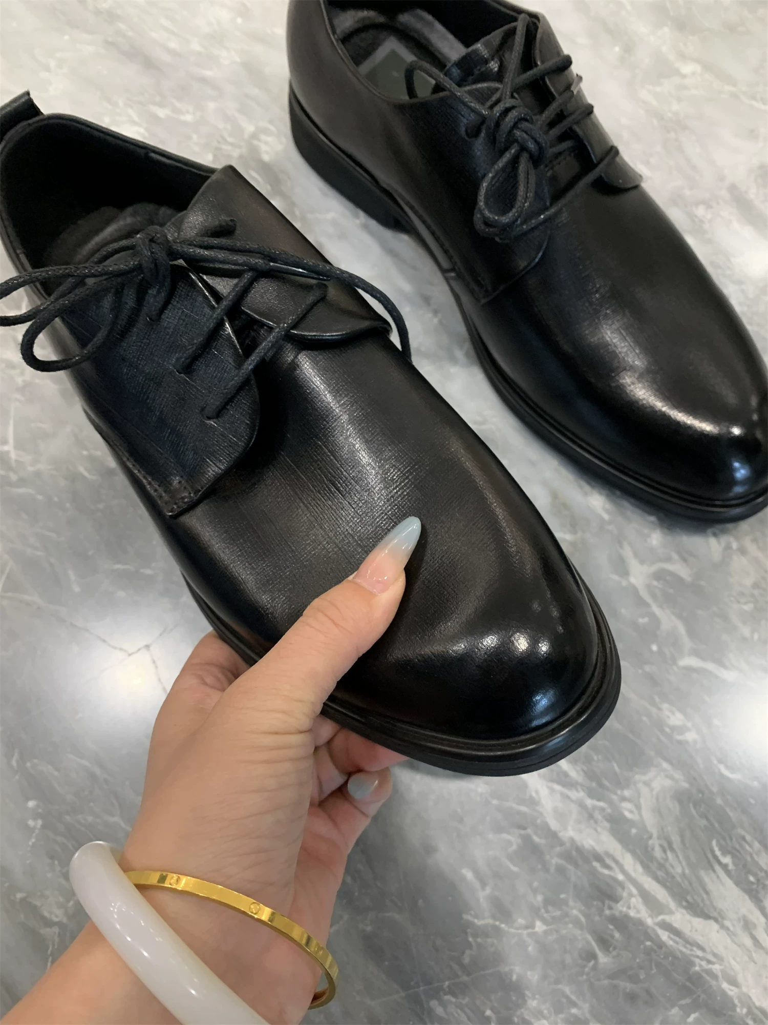 Ưu đãi đặc biệt Don Quixote! Mặt trên bằng da bò + đế ngoài bằng cao su! Giày da công sở mùa xuân thu dành cho nam.